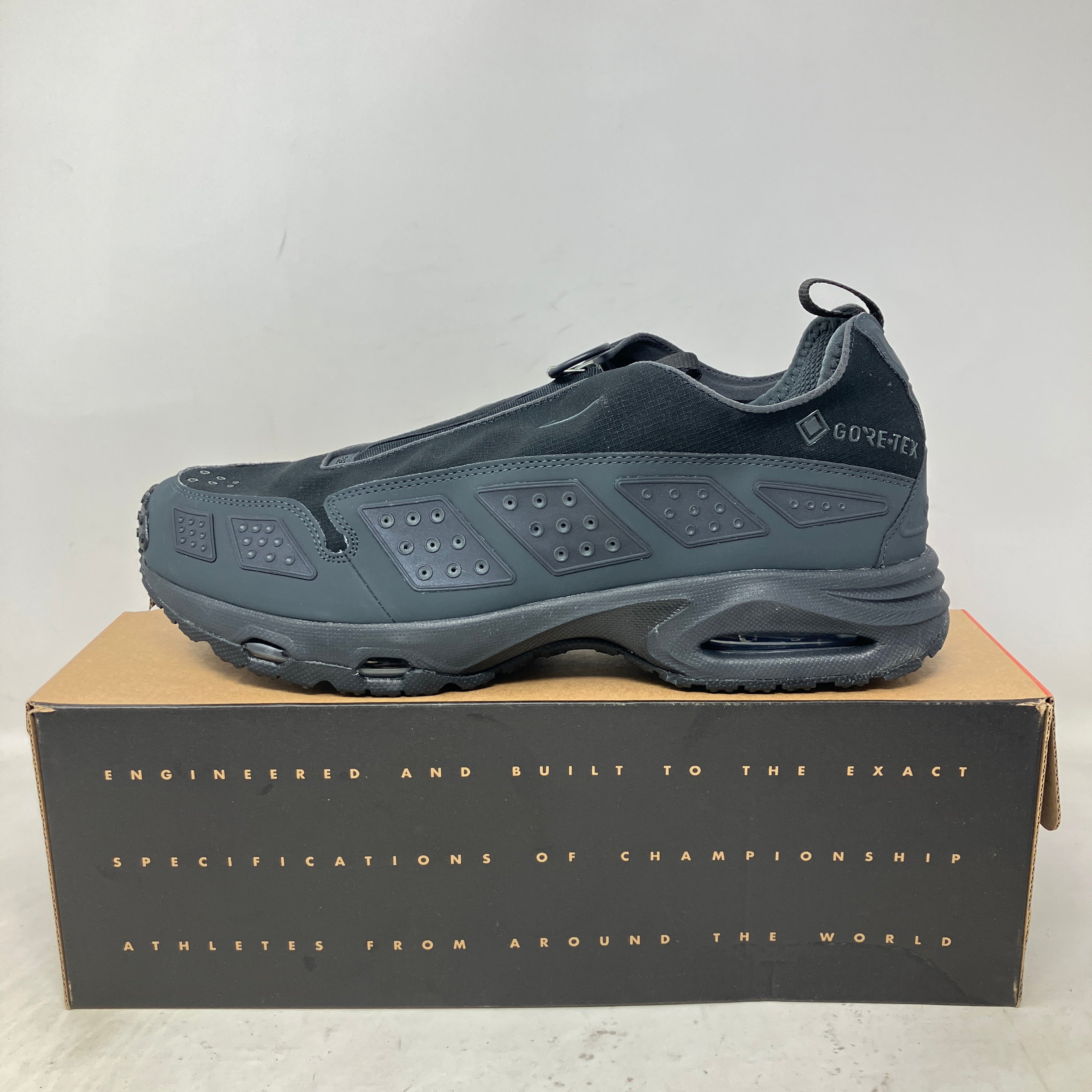 Nike Air Max Sunder Gore-Tex Black Smoke Grey (Women's)