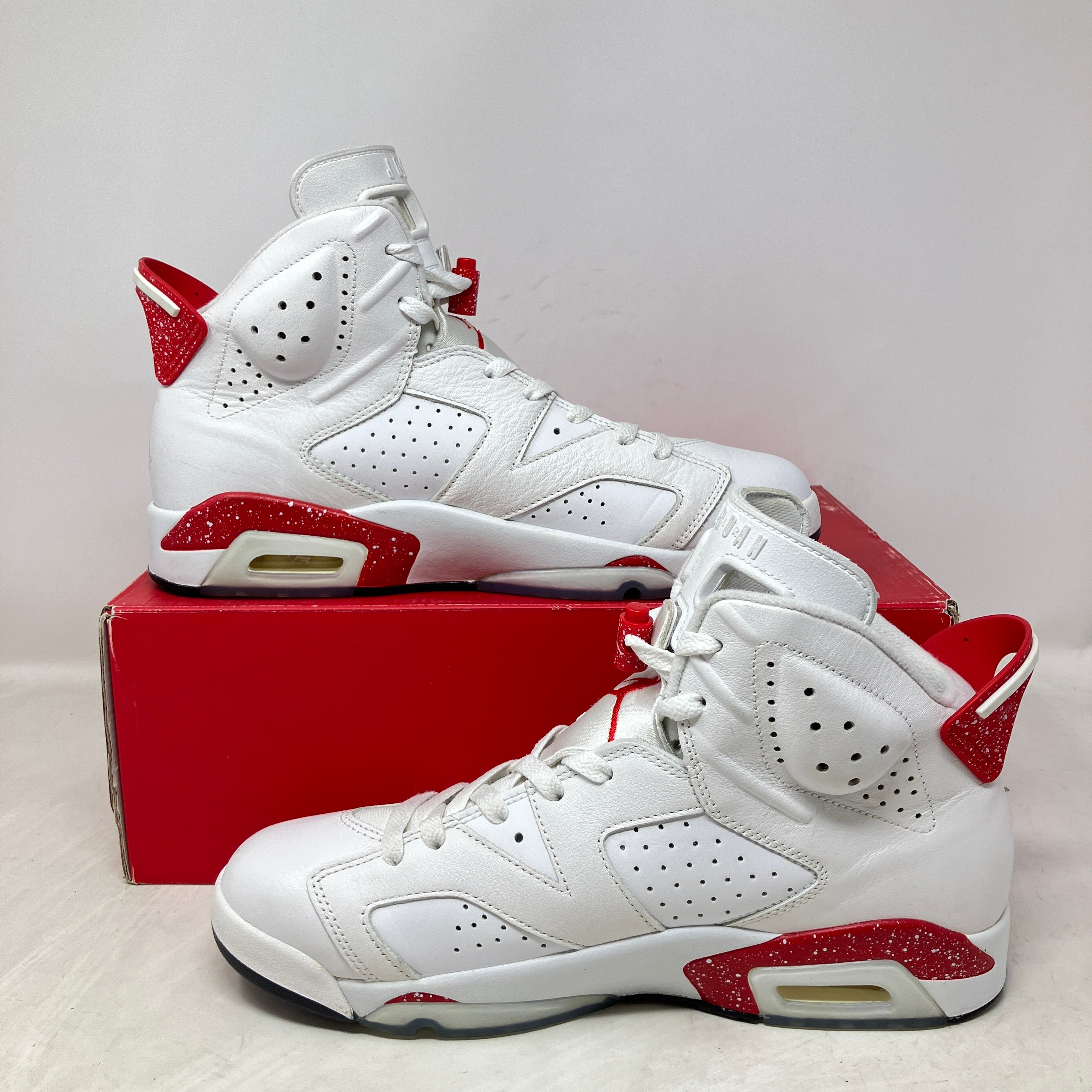 Jordan 6 Retro Red Oreo