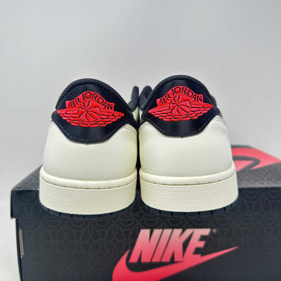 Jordan 1 Retro Low OG PSG Paris Saint-Germain