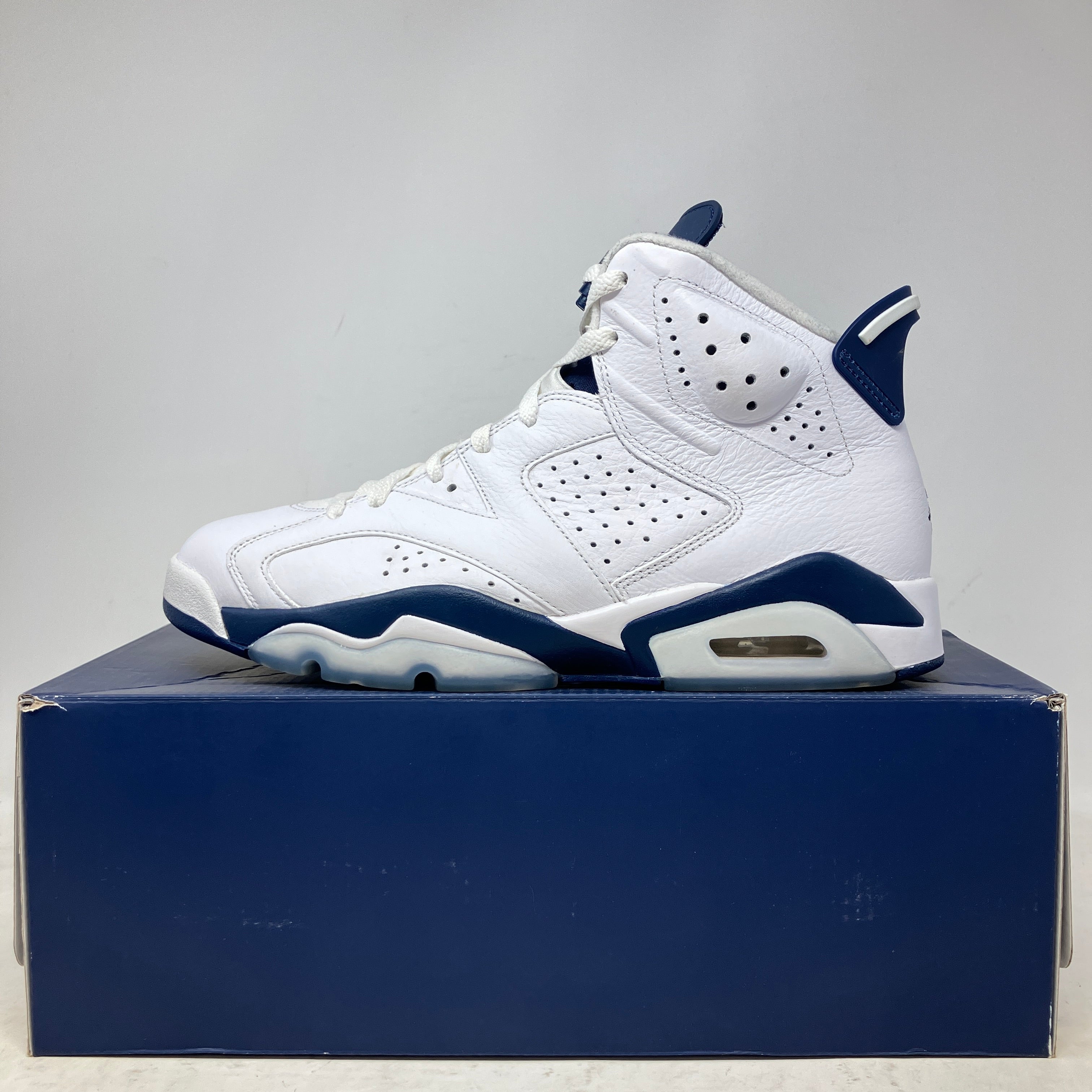 Jordan 6 Retro Midnight Navy (2022)