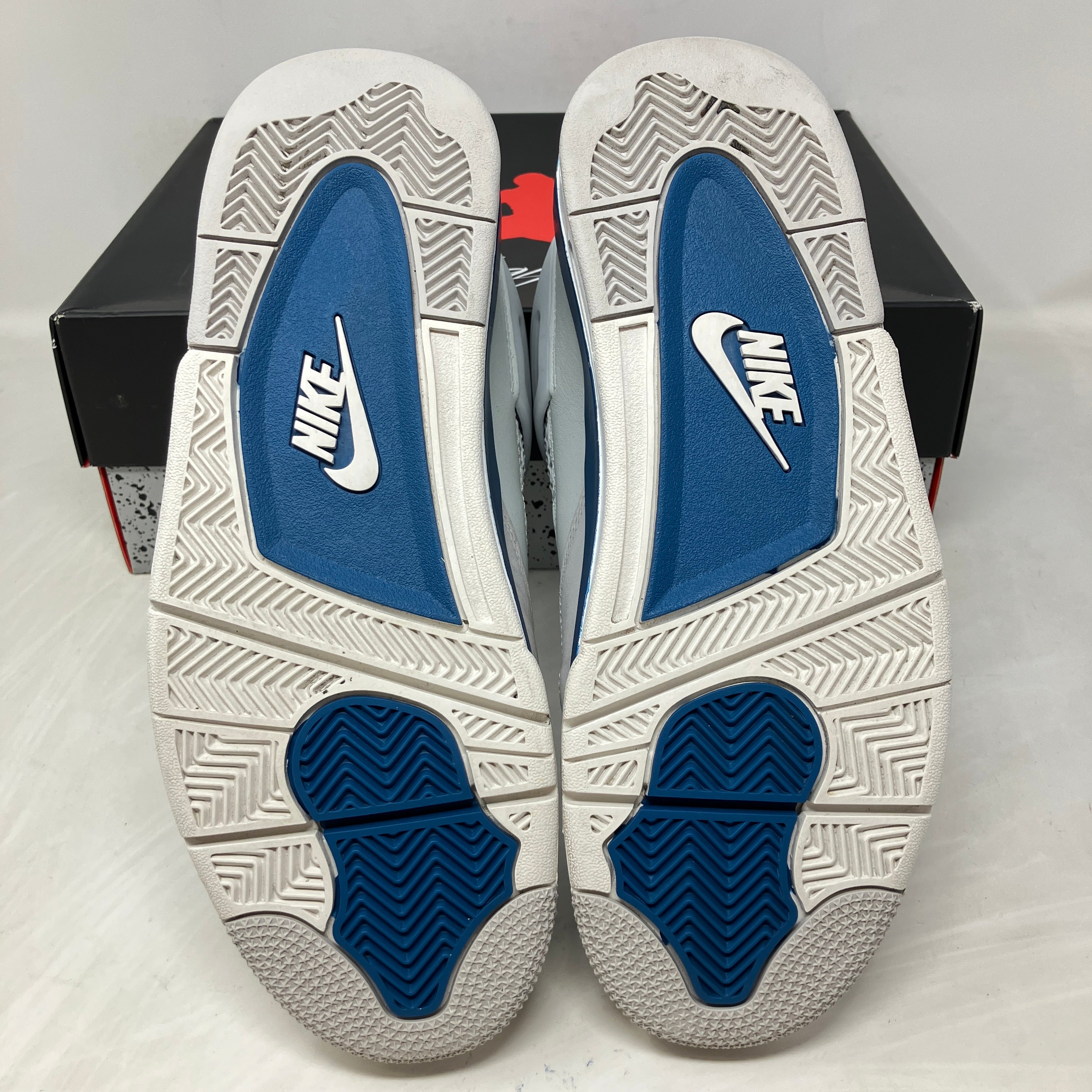 Jordan 4 Retro Military Blue (2024)