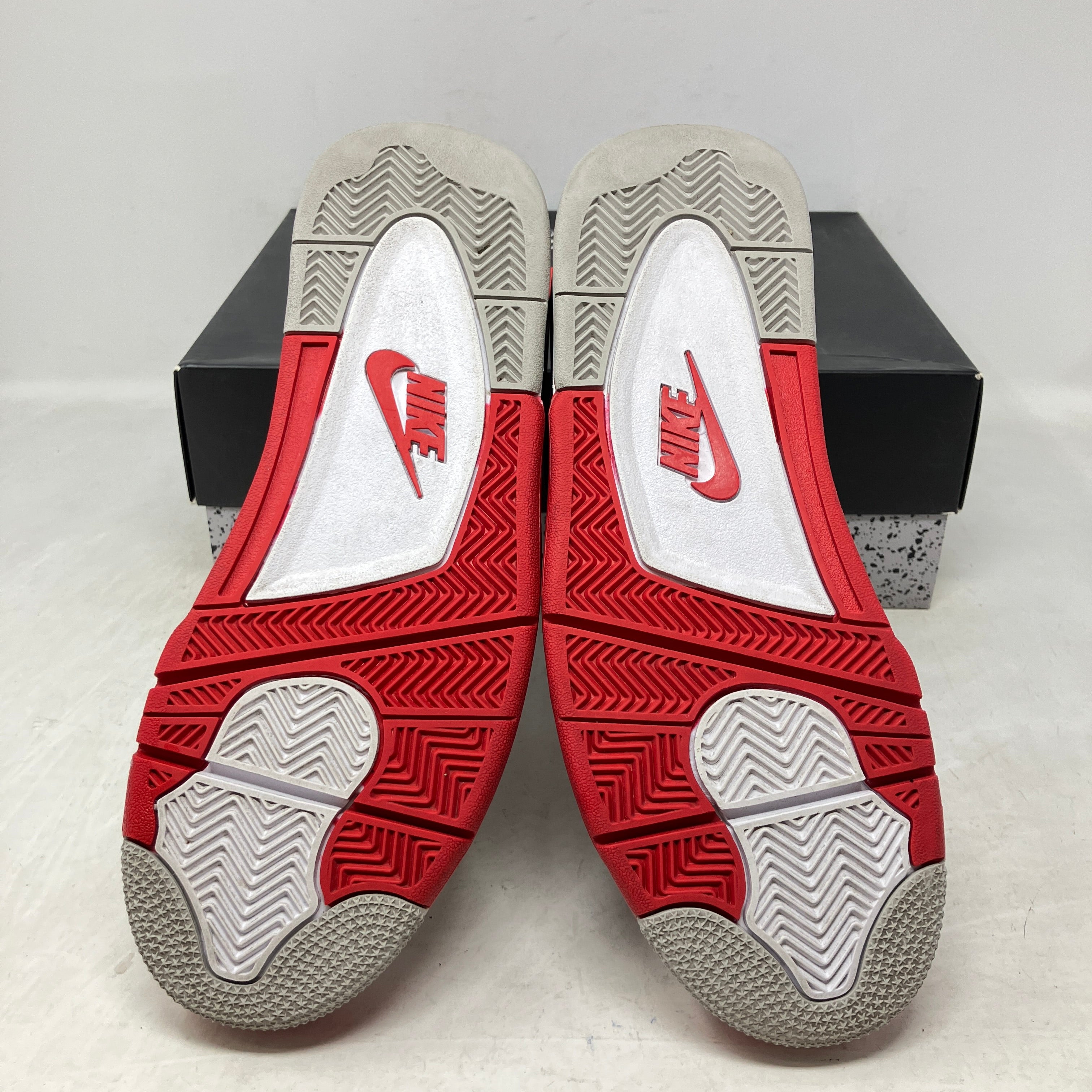 Jordan 4 Retro Fire Red (2020)