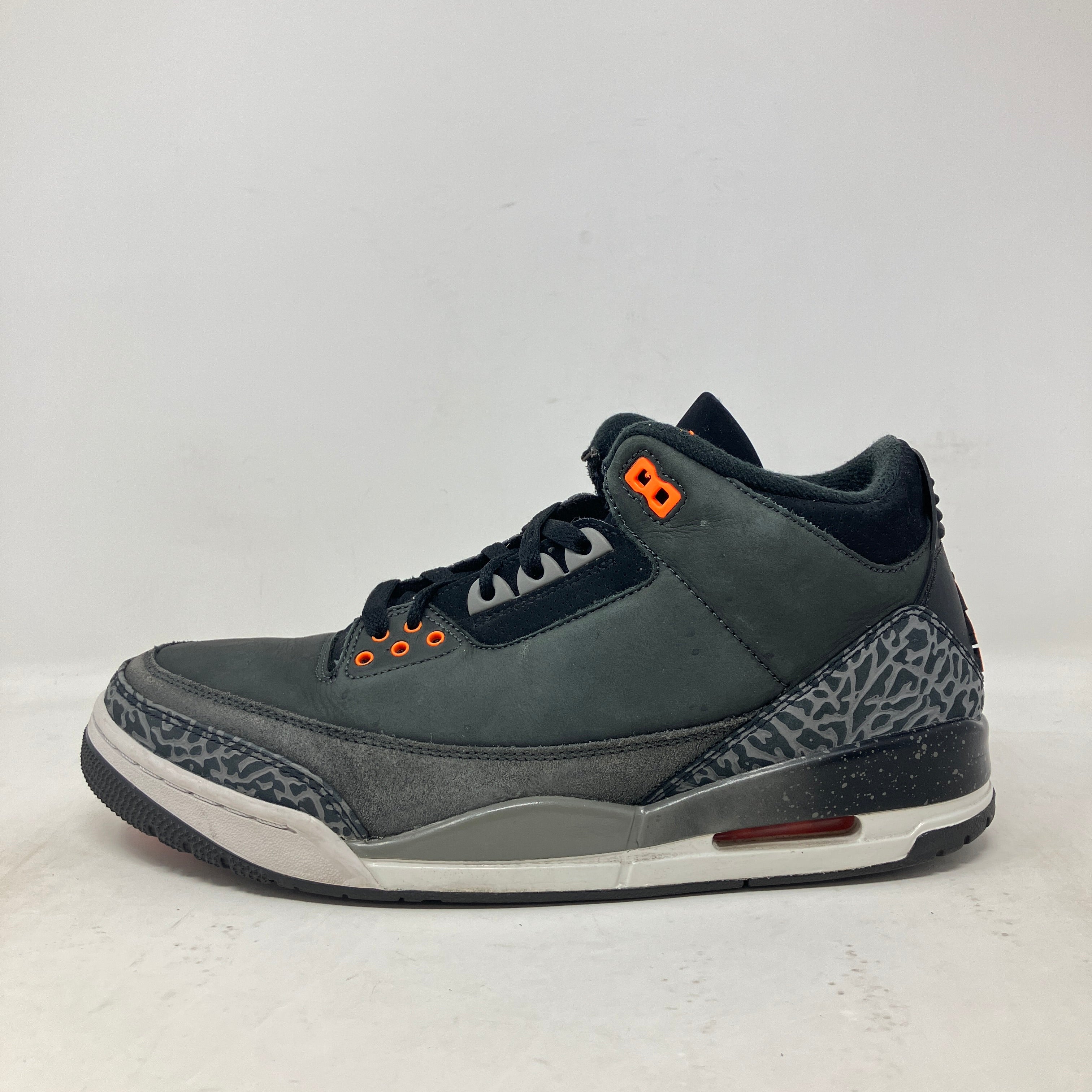 Pre-owned Jordan 3 Retro Fear Pack 2023 sneaker in grey with orange accents, no box included