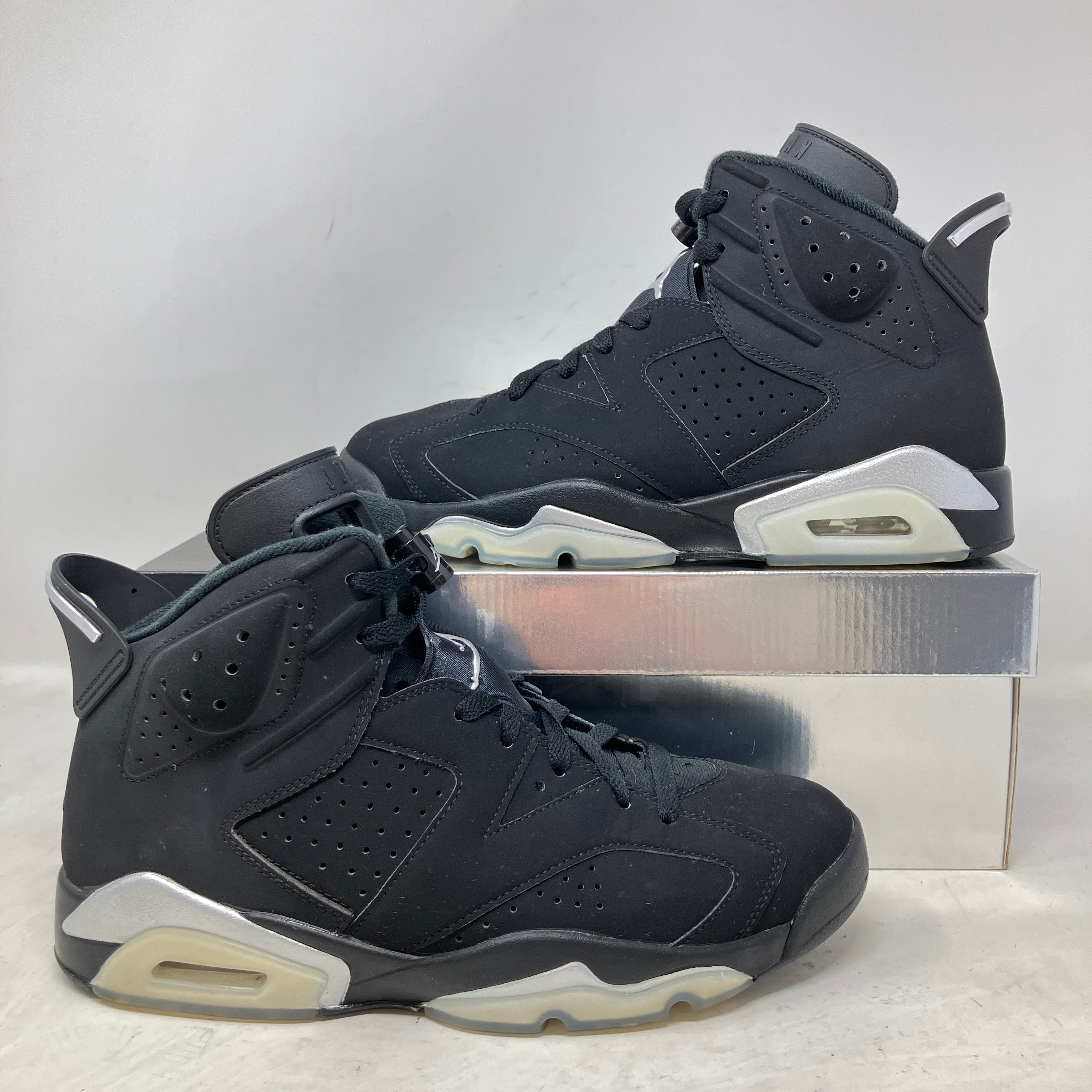 Jordan 6 Retro Chrome