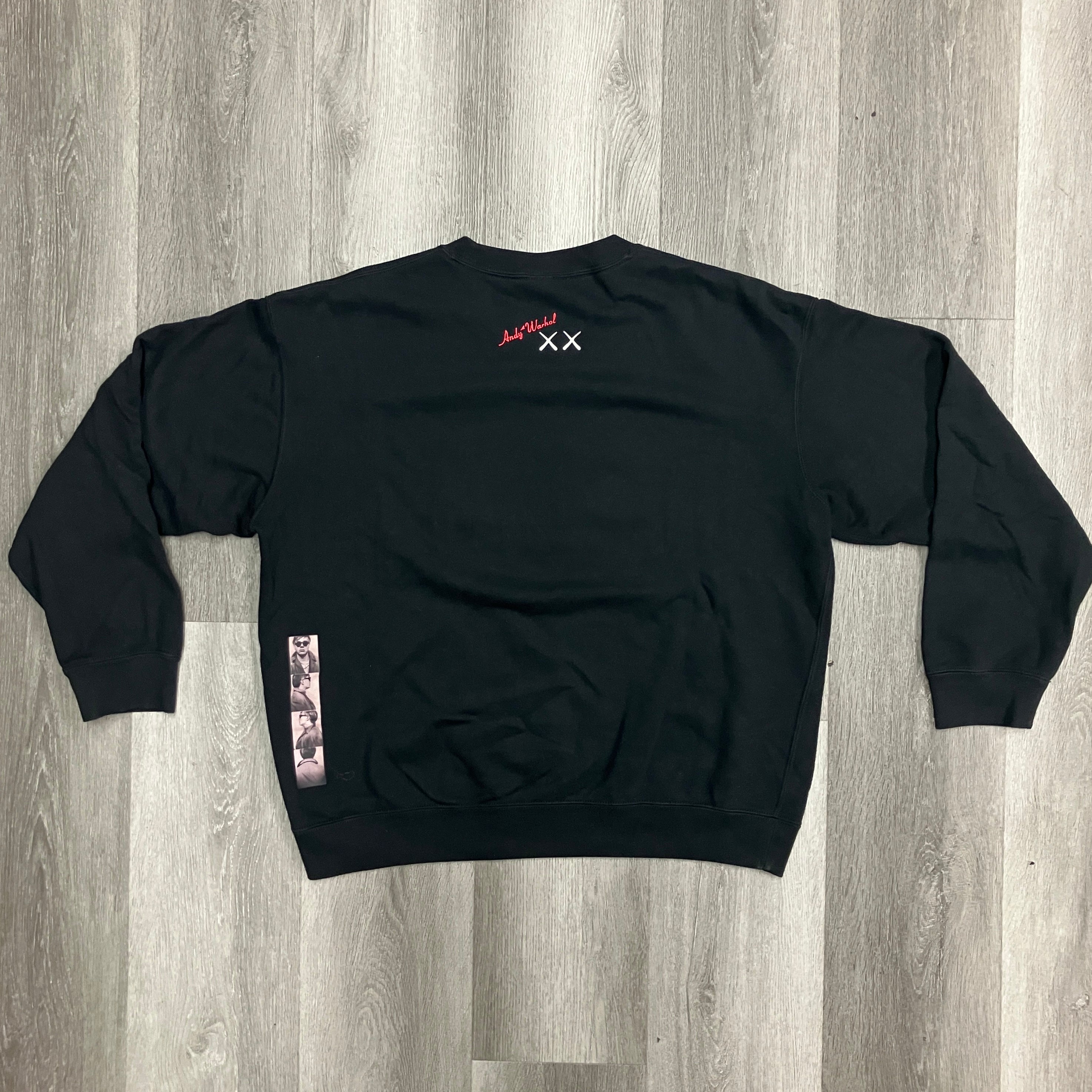 KAWS x Uniqlo Warhol Graphic 476119 Sweatshirt Black