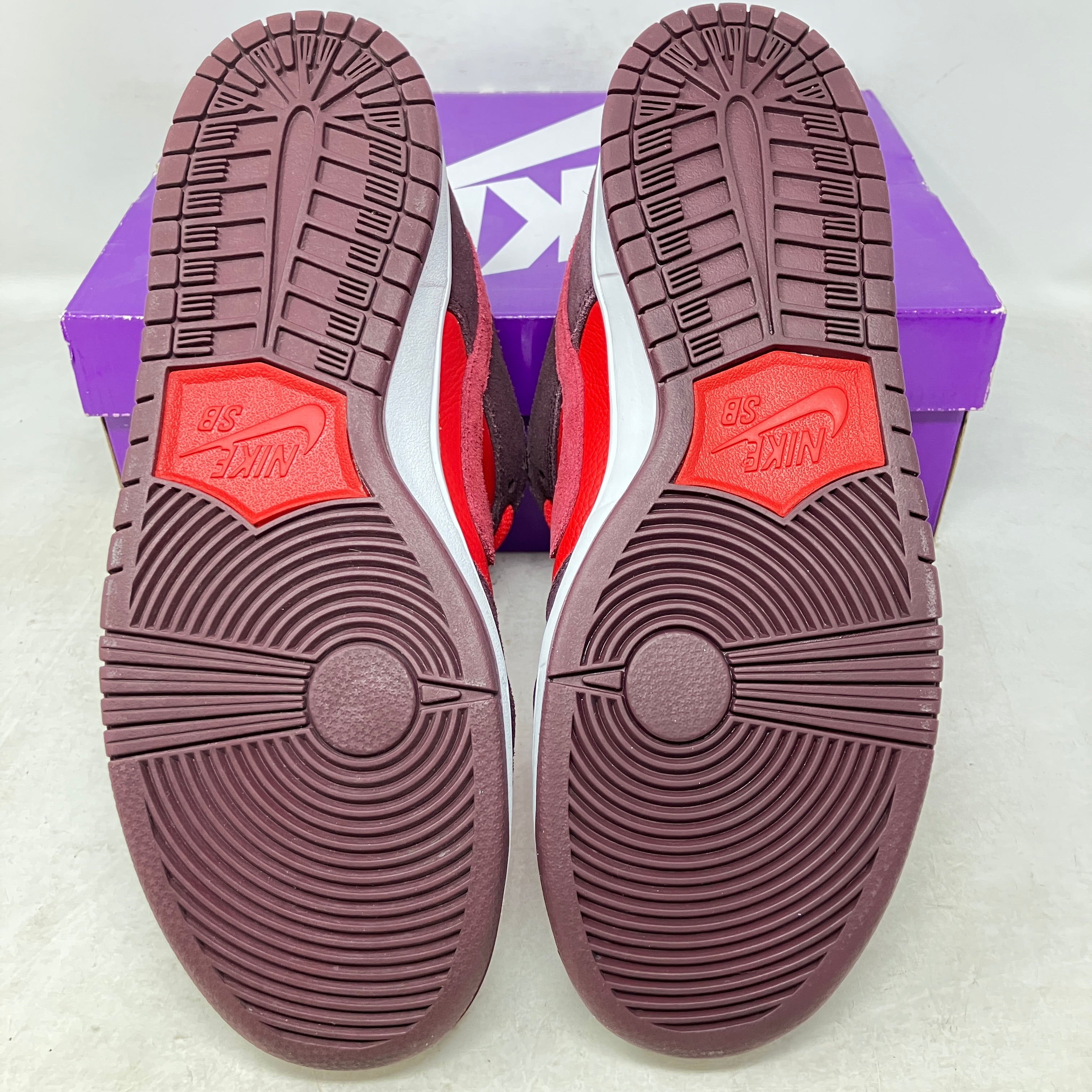 Nike SB Dunk Low Cherry