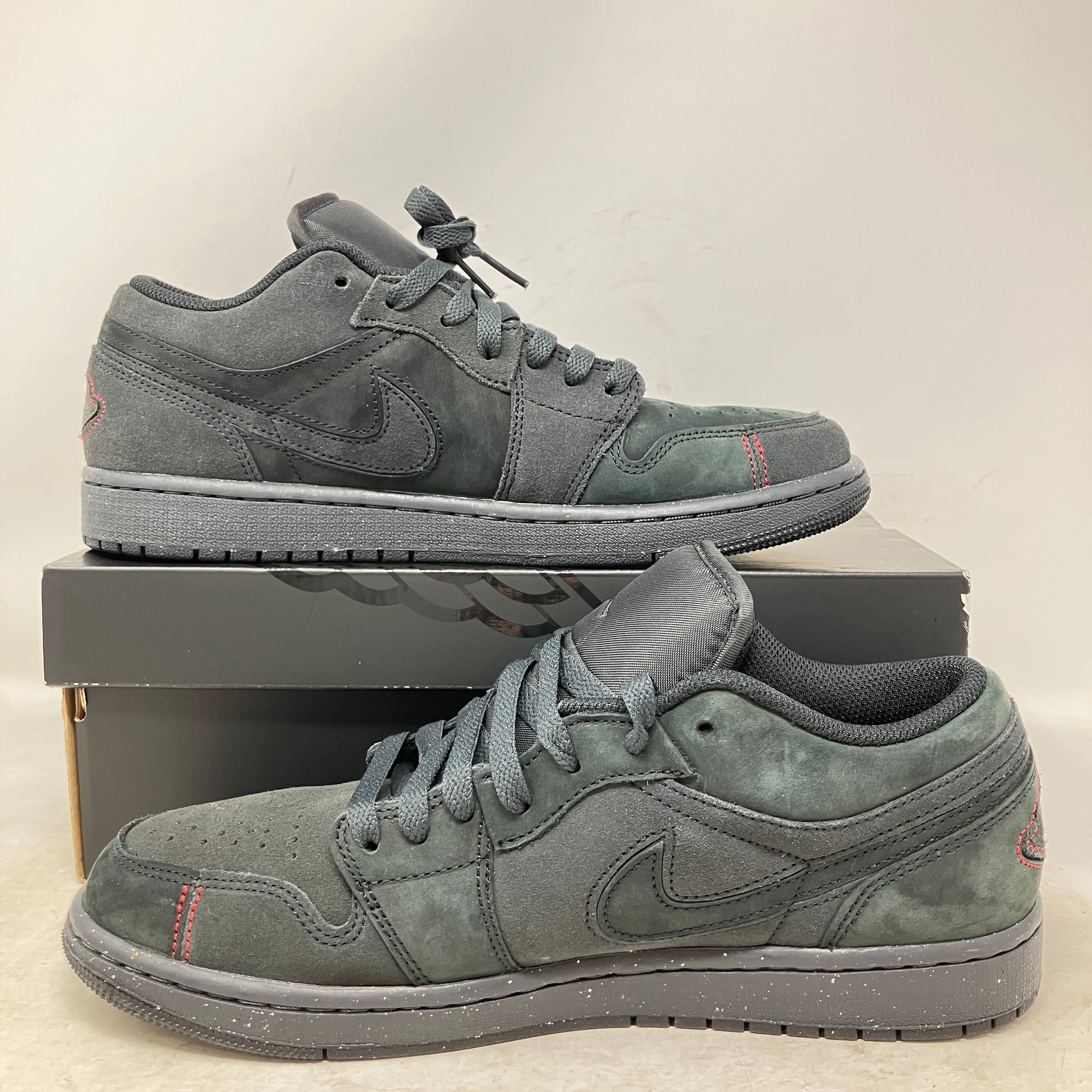 Jordan 1 Low SE Craft Dark Smoke Grey Varsity Red