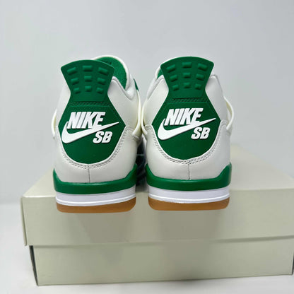 Jordan 4 Retro SB Pine Green