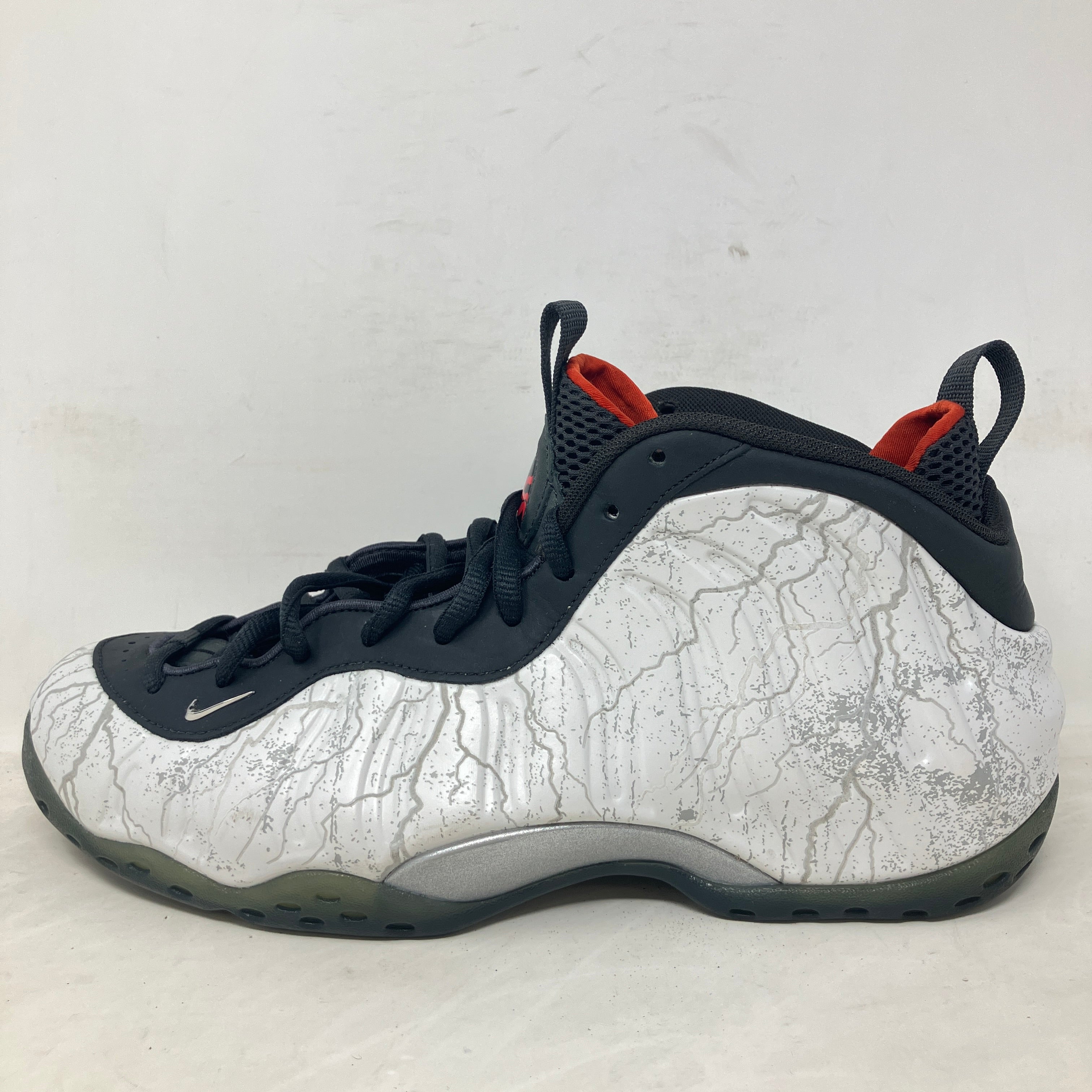 Nike Air Foamposite One Tekken 8 Jin Kazama