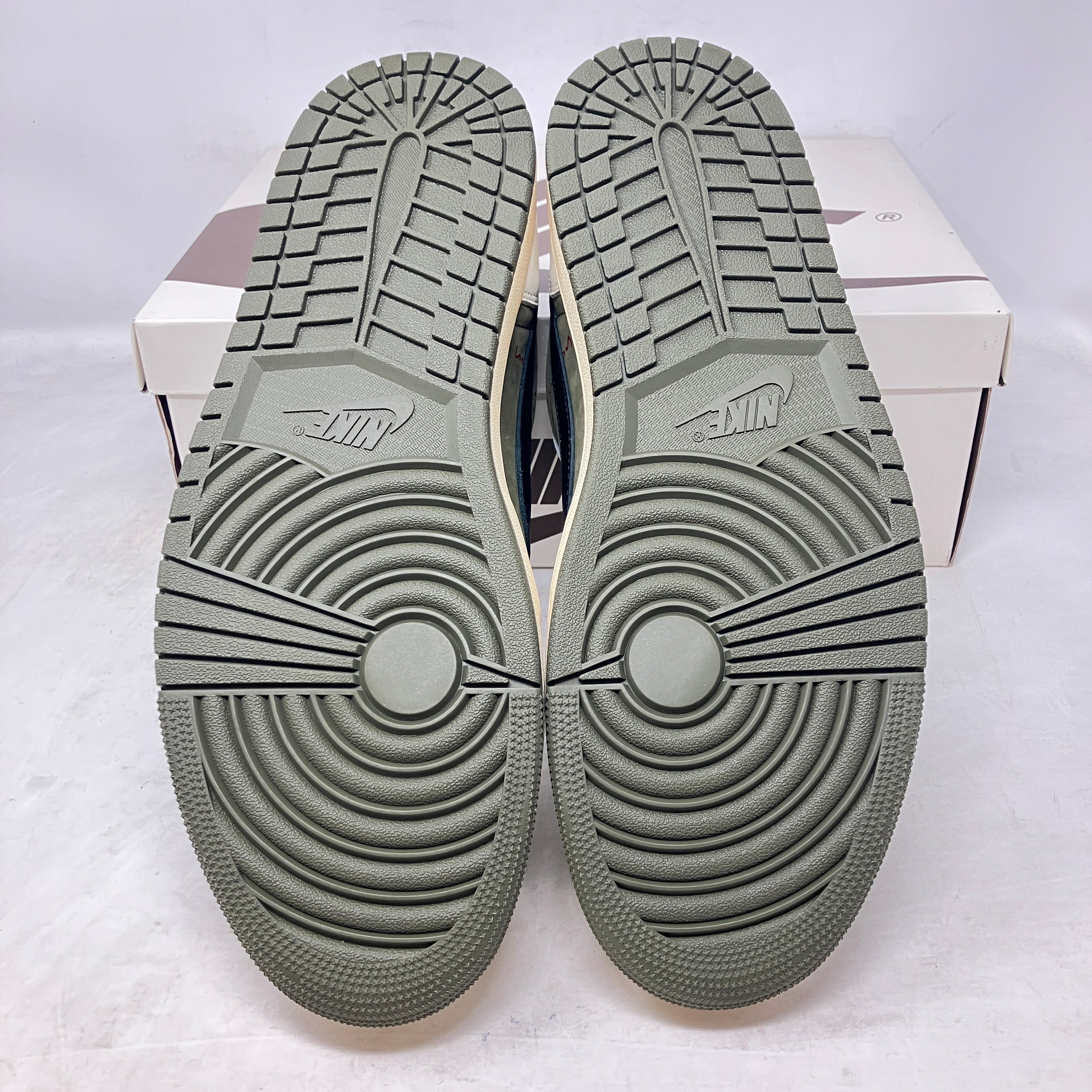 Jordan 1 Retro Low OG SP Travis Scott Medium Olive