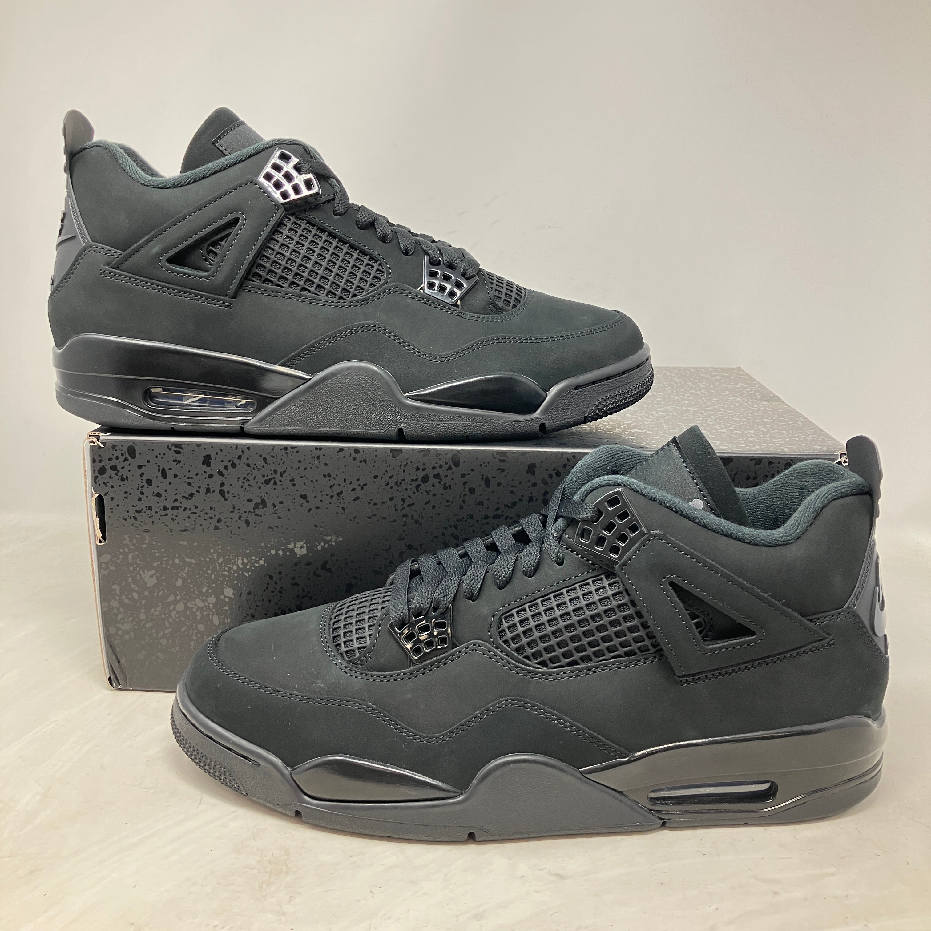 Jordan 4 Retro Black Cat (2025)