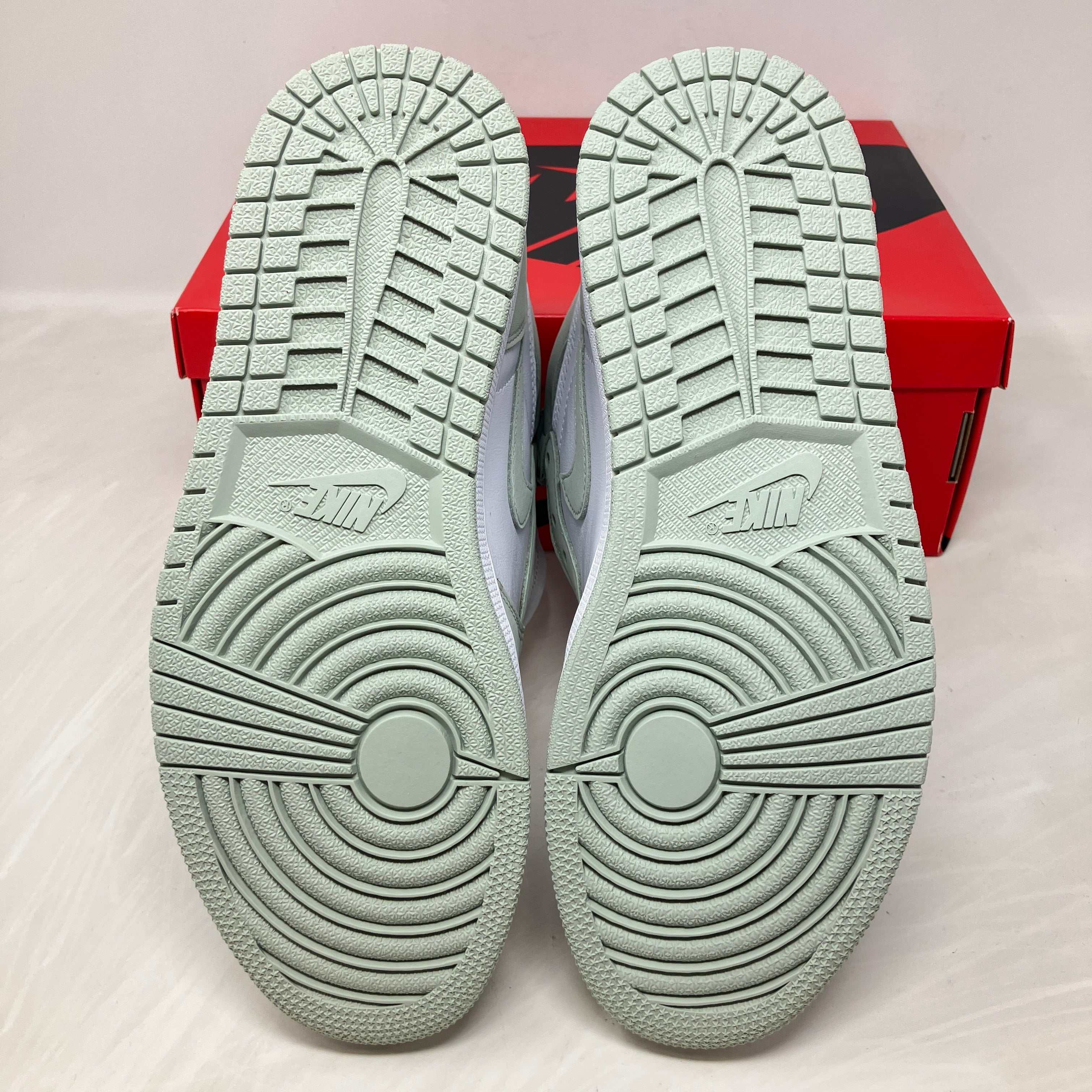 Jordan 1 Retro High OG Seafoam (Women's)