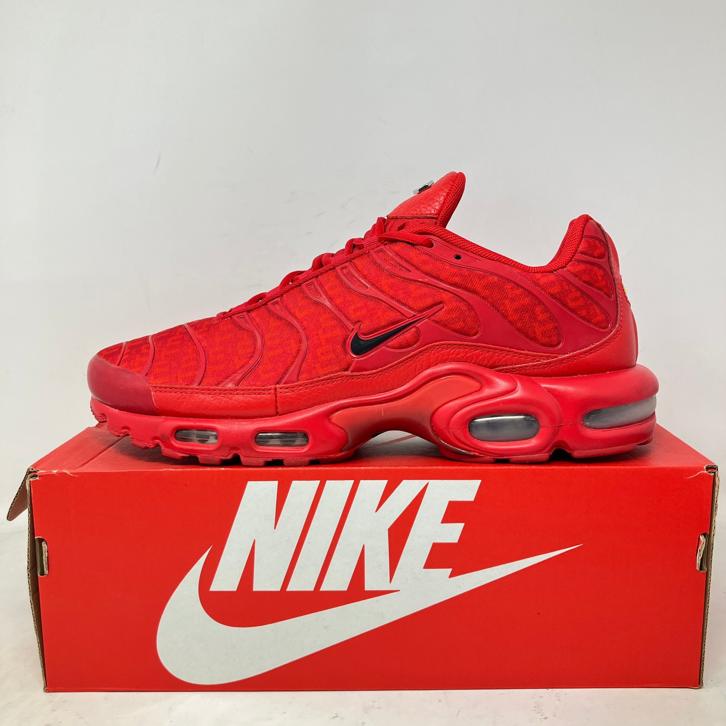 Nike Air Max Plus University Red Chile Red