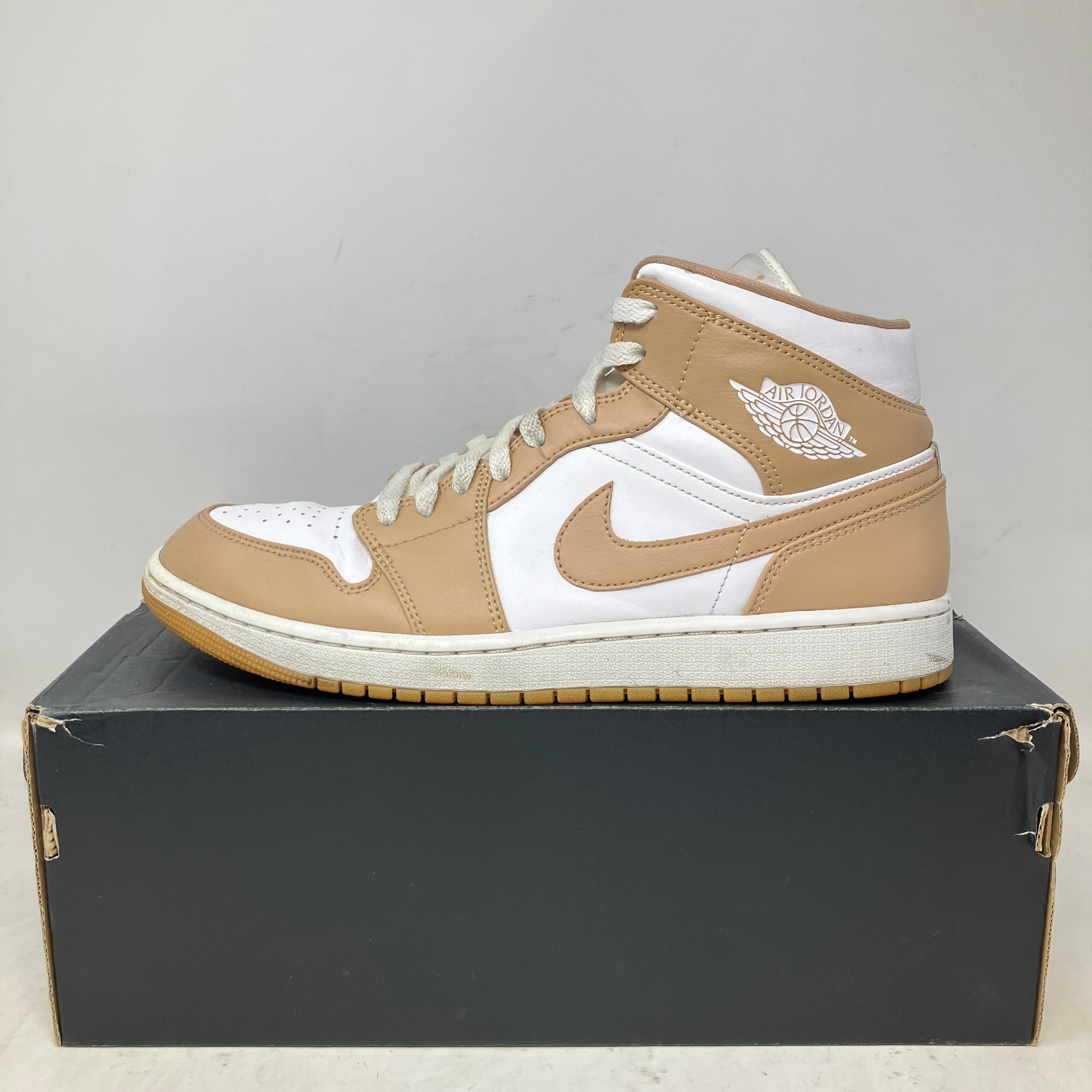 Jordan 1 Mid Tan Gum
