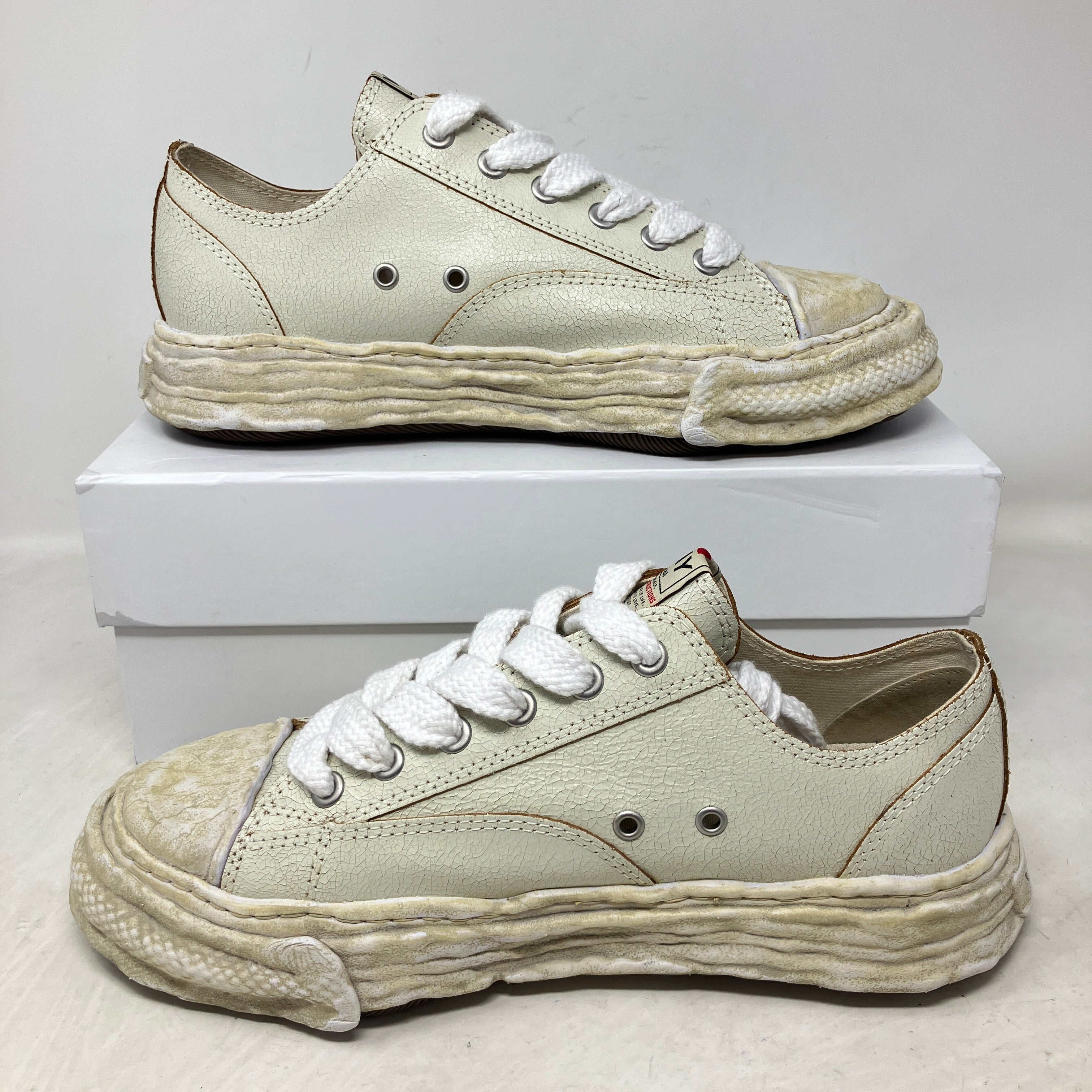 Maison Mihara Yasuhiro Cracked Leather White