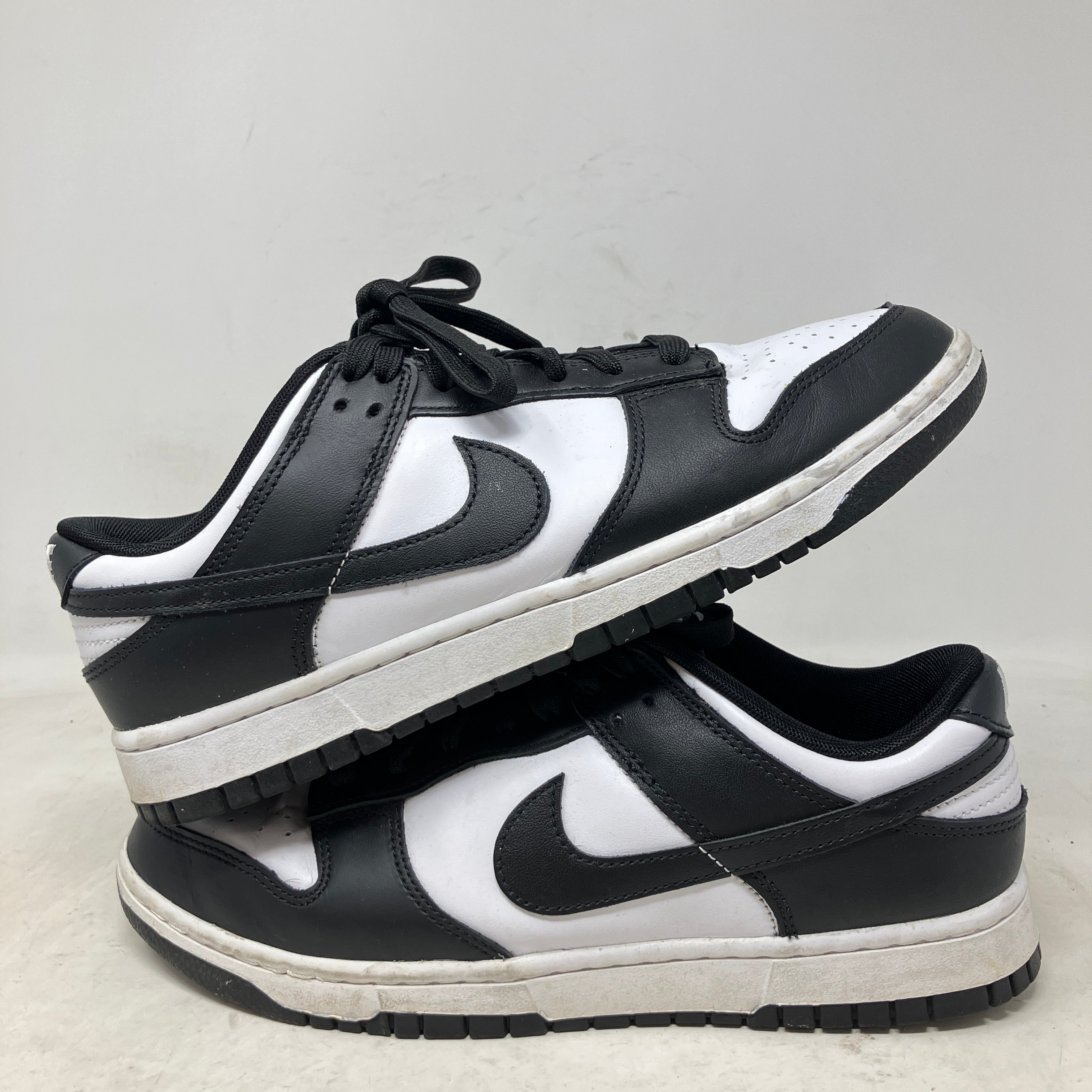 Nike Dunk Low Retro White Black Panda