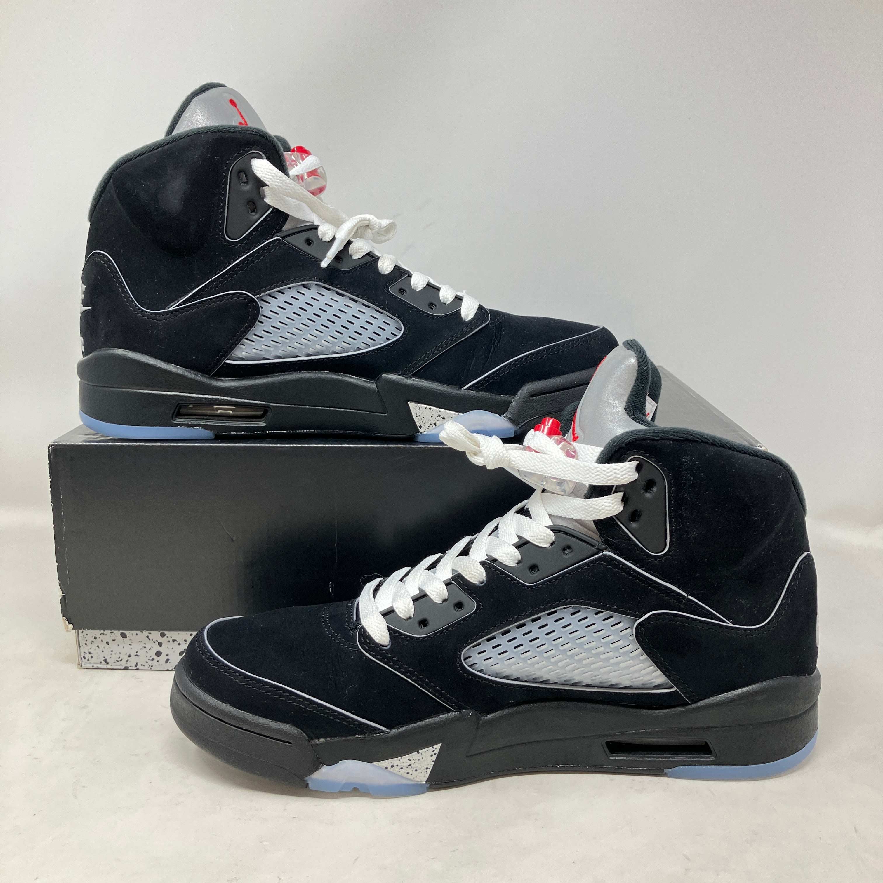 Jordan 5 Retro OG Black Metallic Reimagined