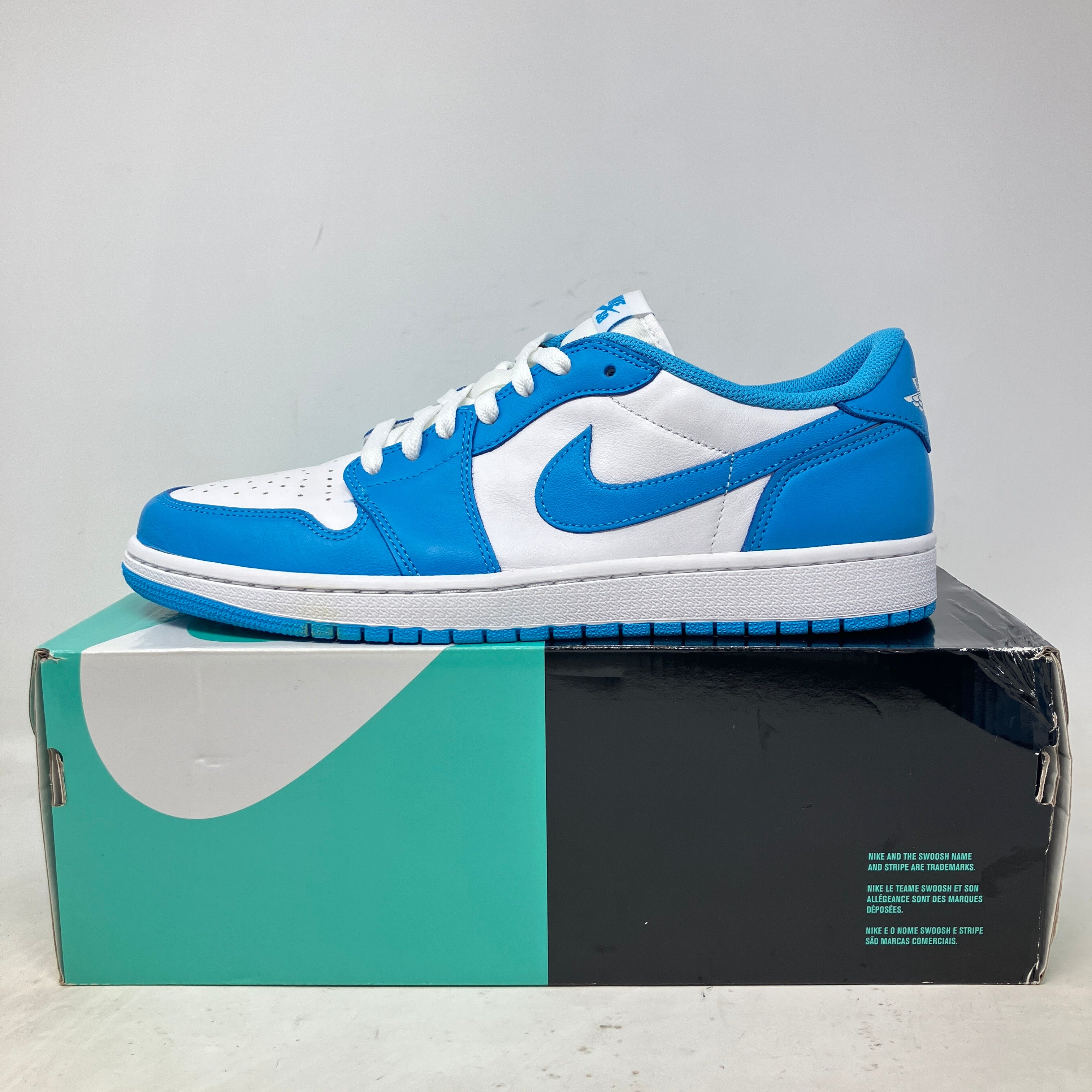 Jordan 1 Low SB UNC