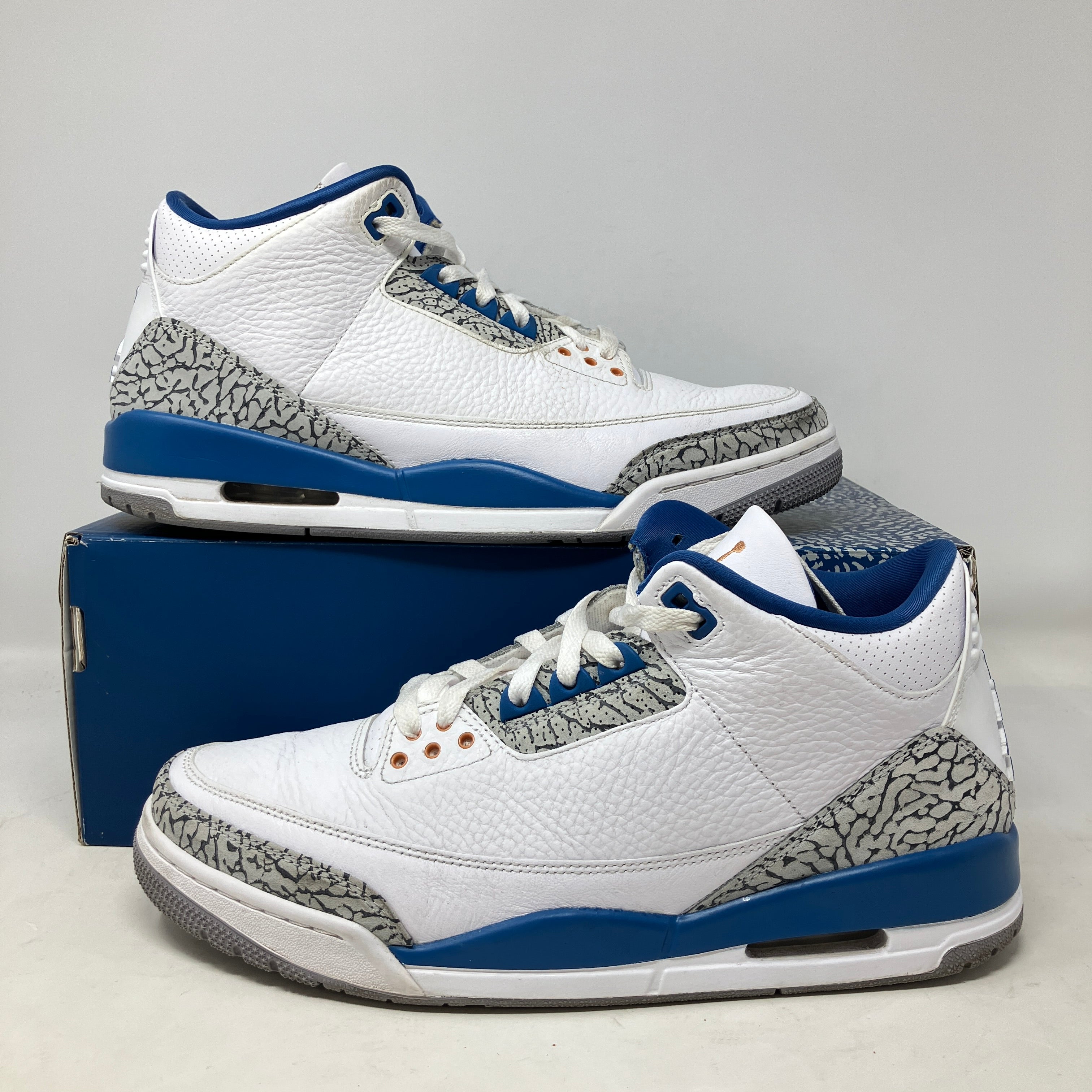 Jordan 3 Retro Wizards