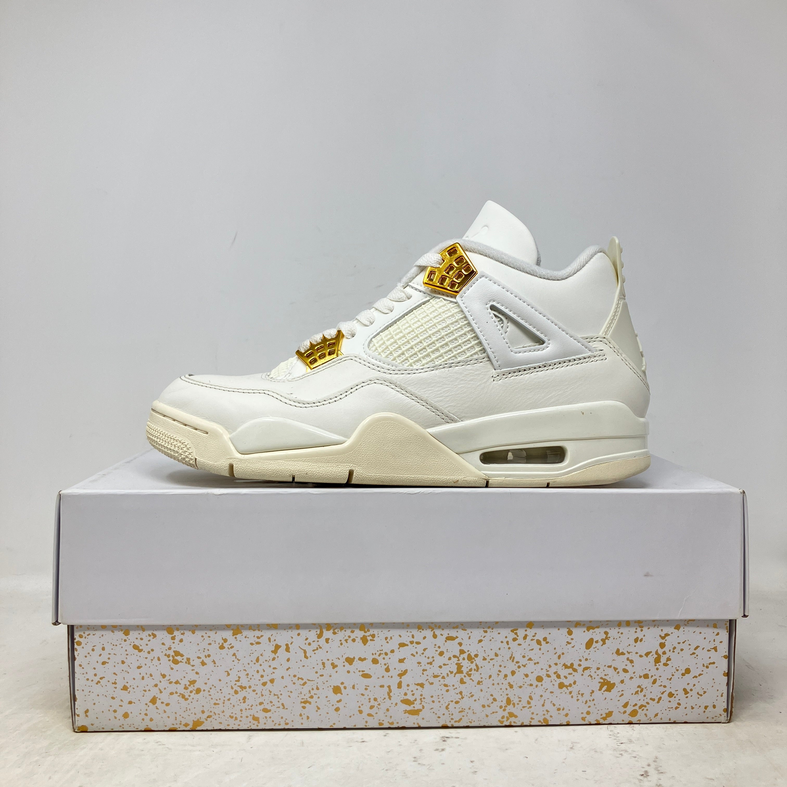 Jordan 4 Retro Metallic Gold (Women's)