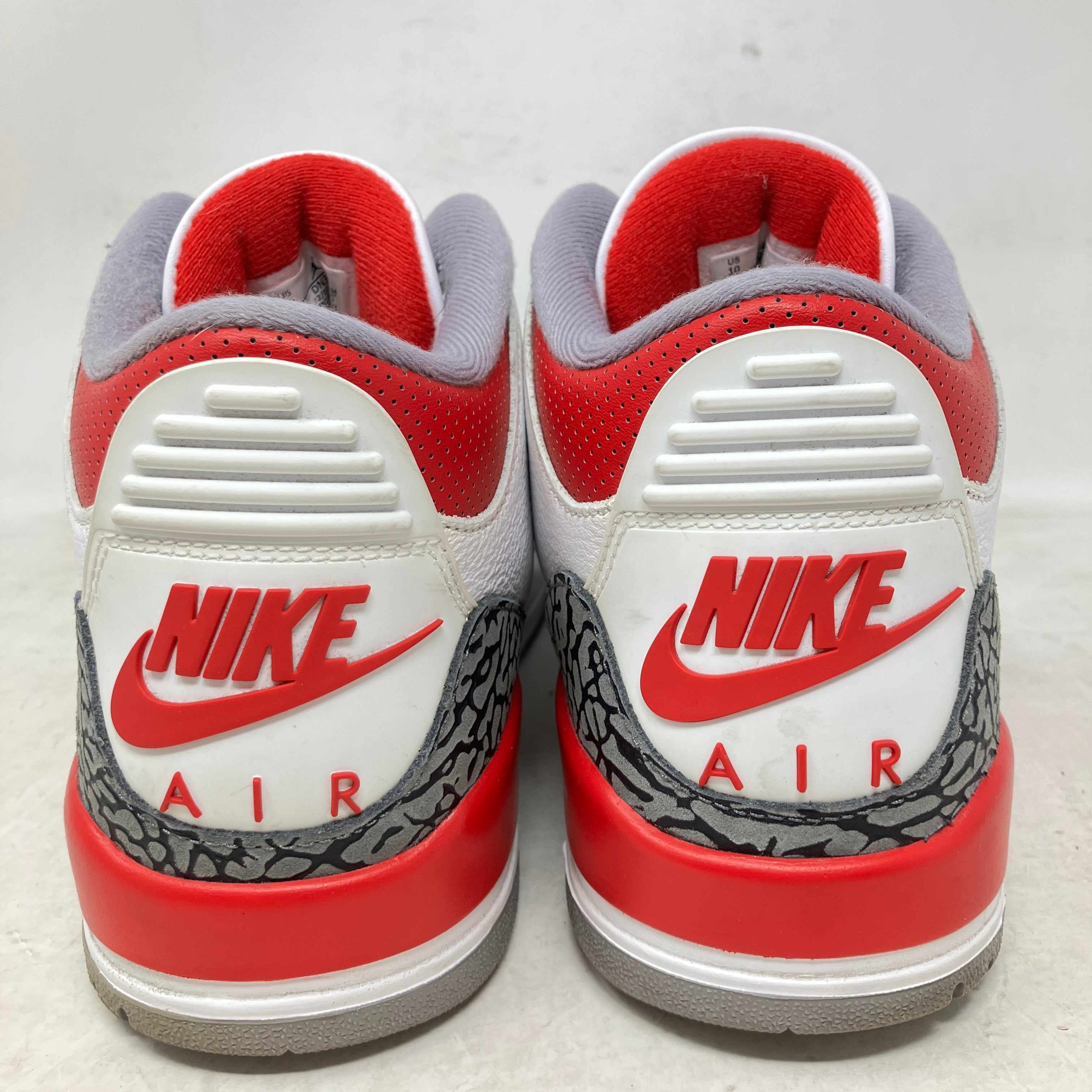 Jordan 3 Retro Fire Red (2022)