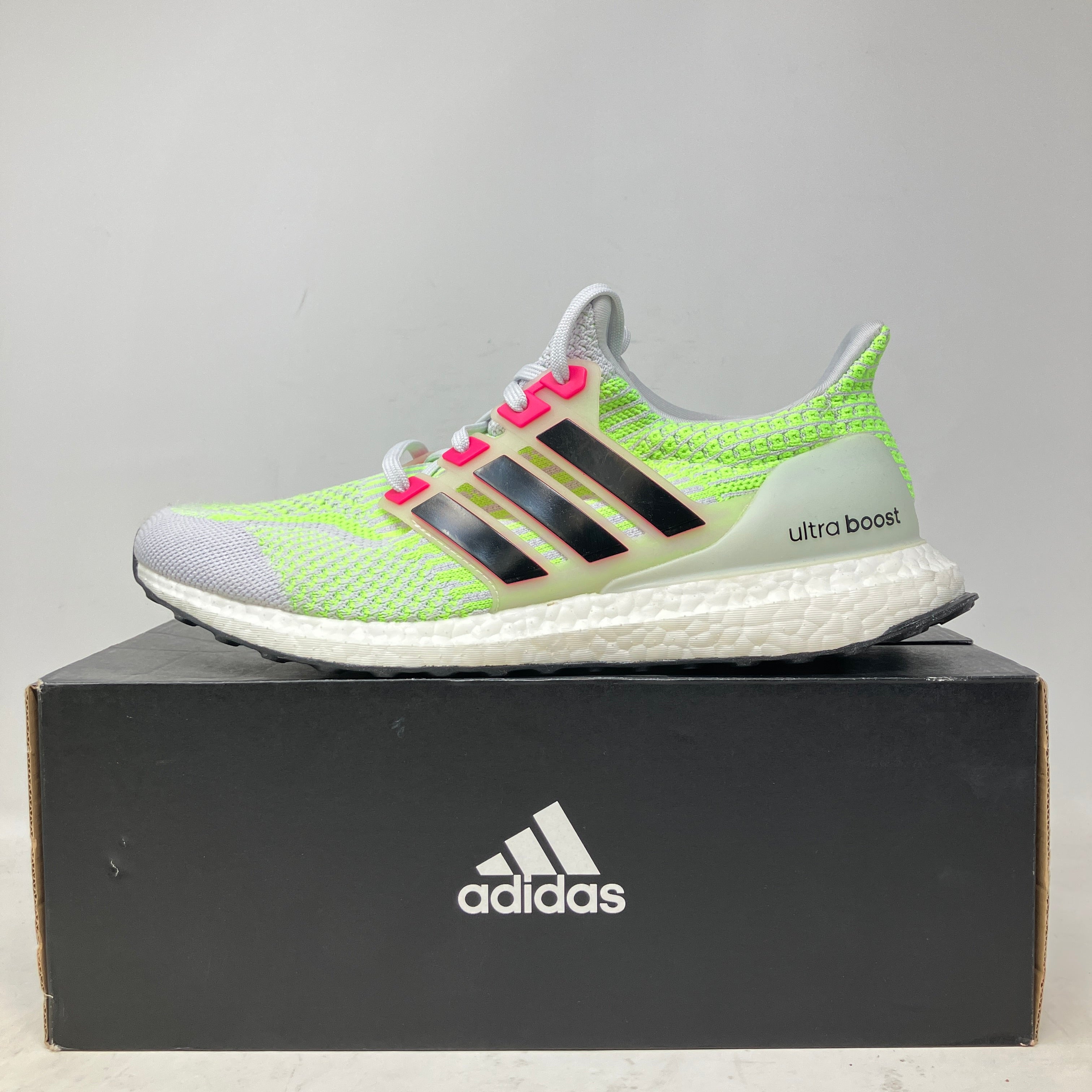 adidas Ultra Boost 5.0 DNA Dash Grey Signal Green