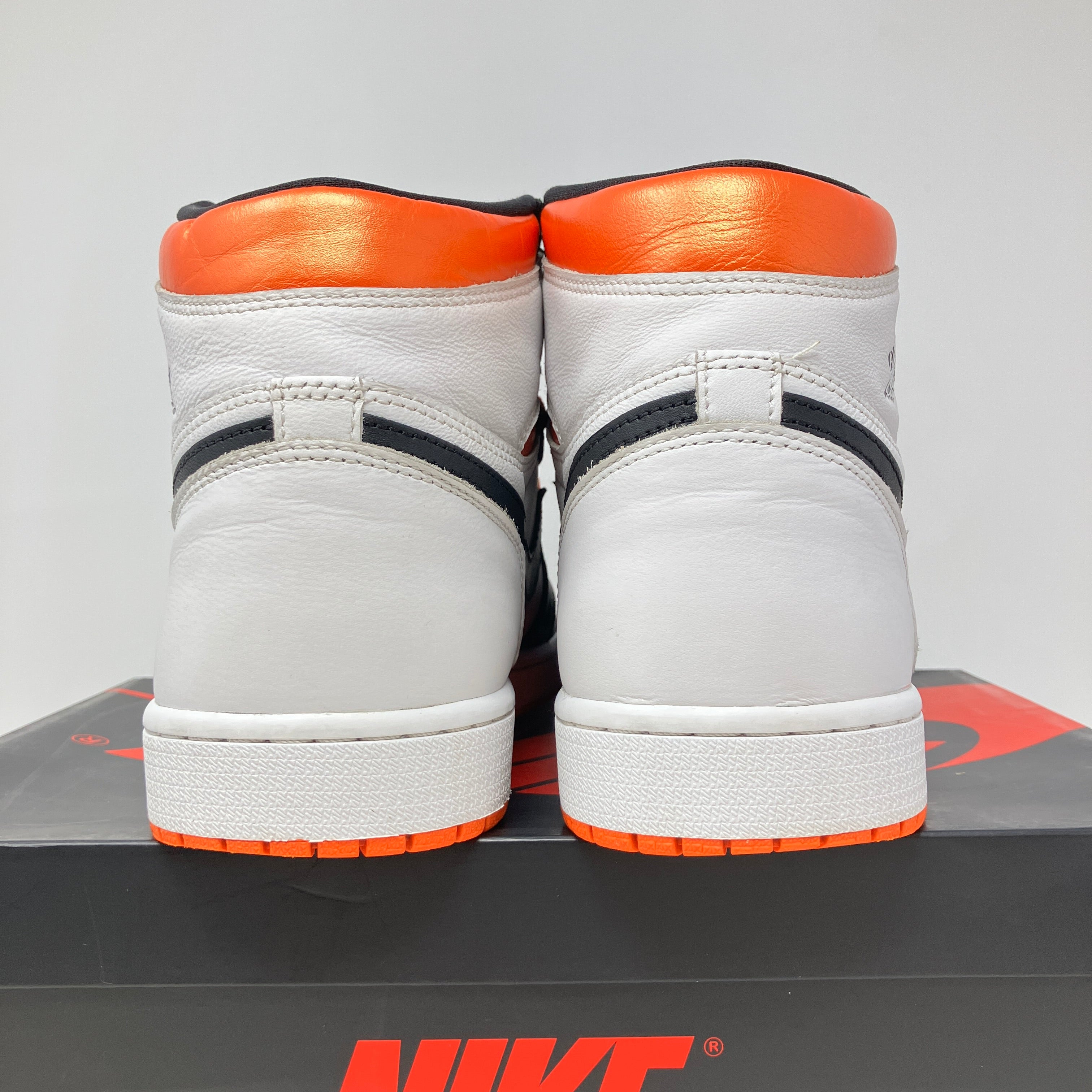 Jordan 1 Retro High Electro Orange