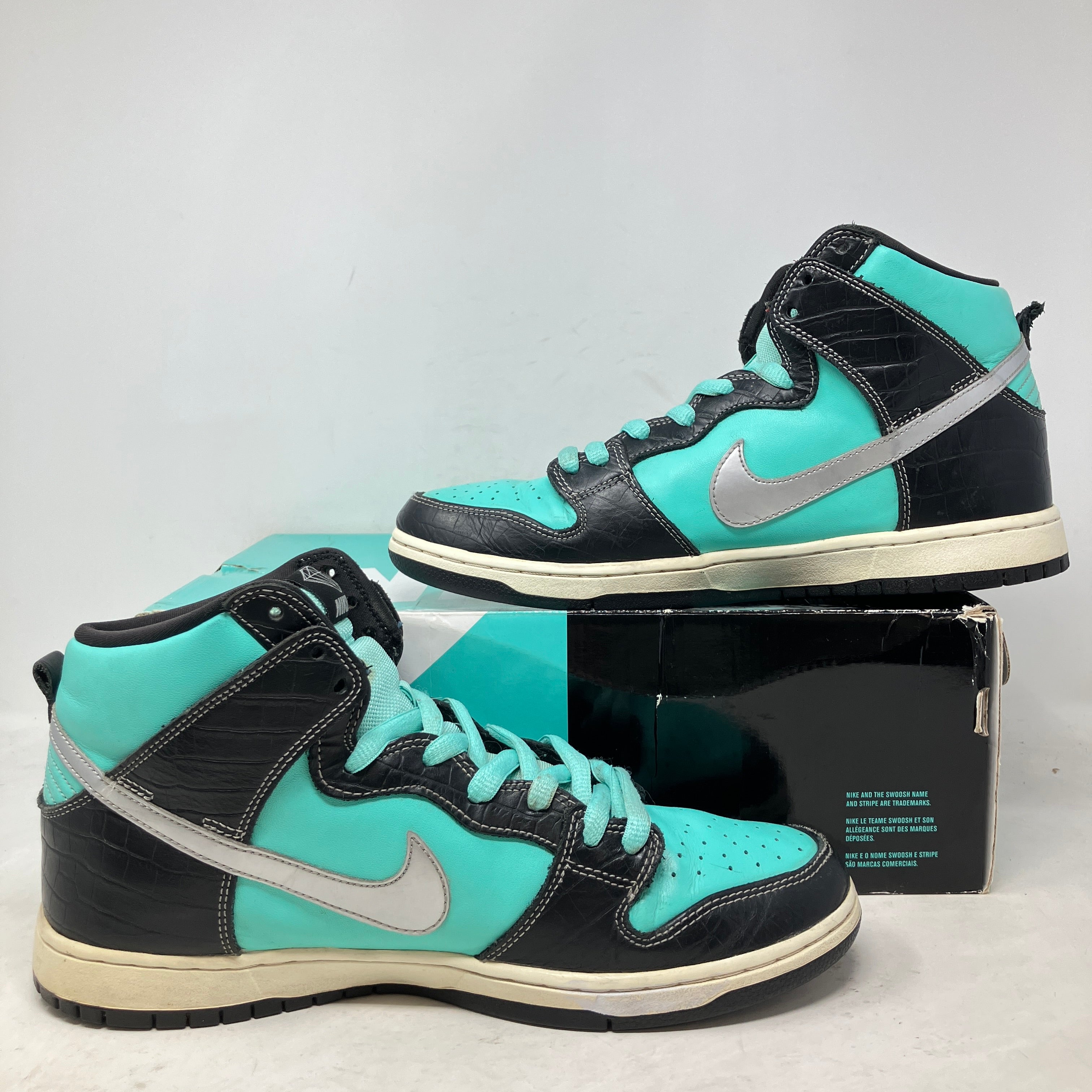 Nike SB Dunk High Diamond Supply Co.