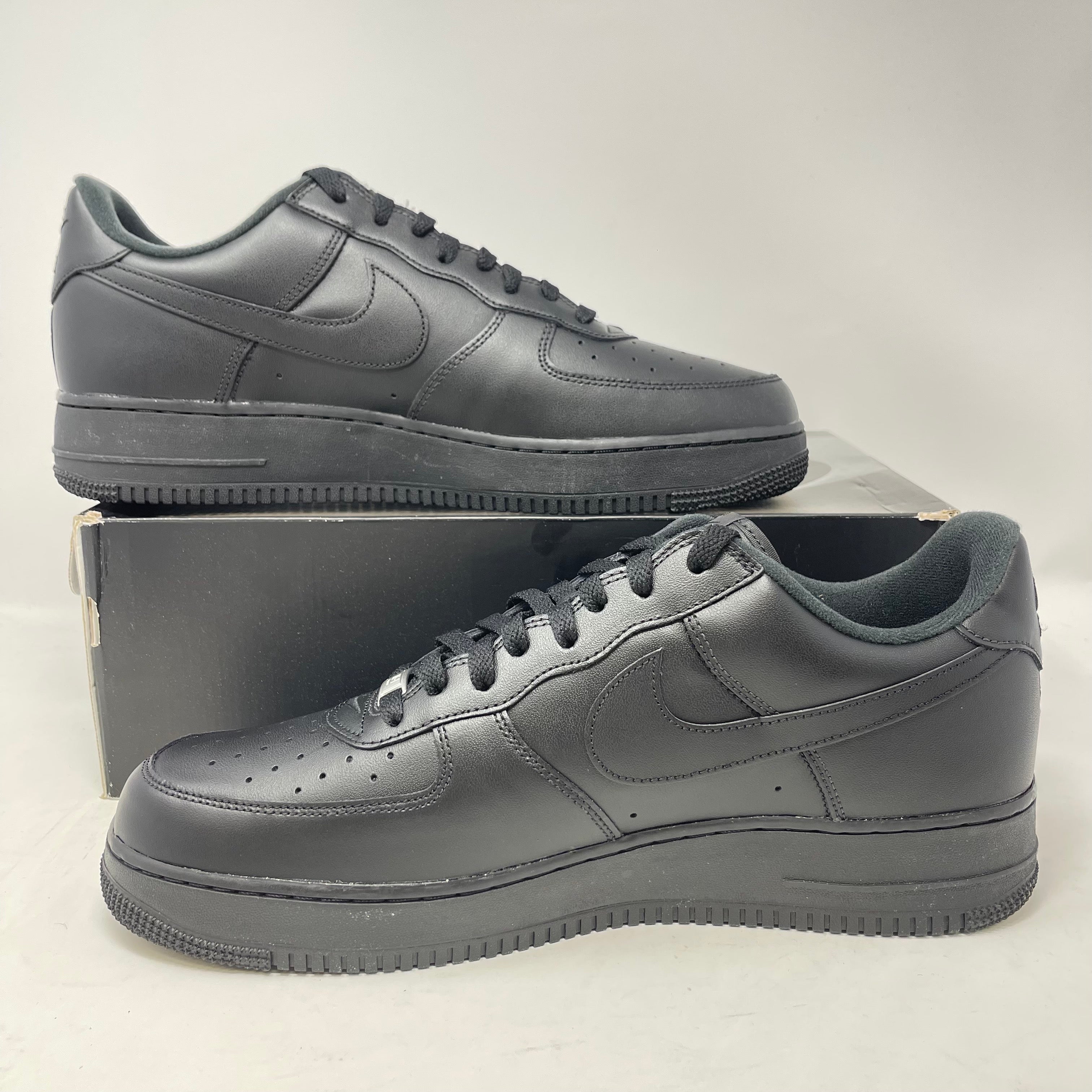 Nike Air Force 1 Low Supreme Black