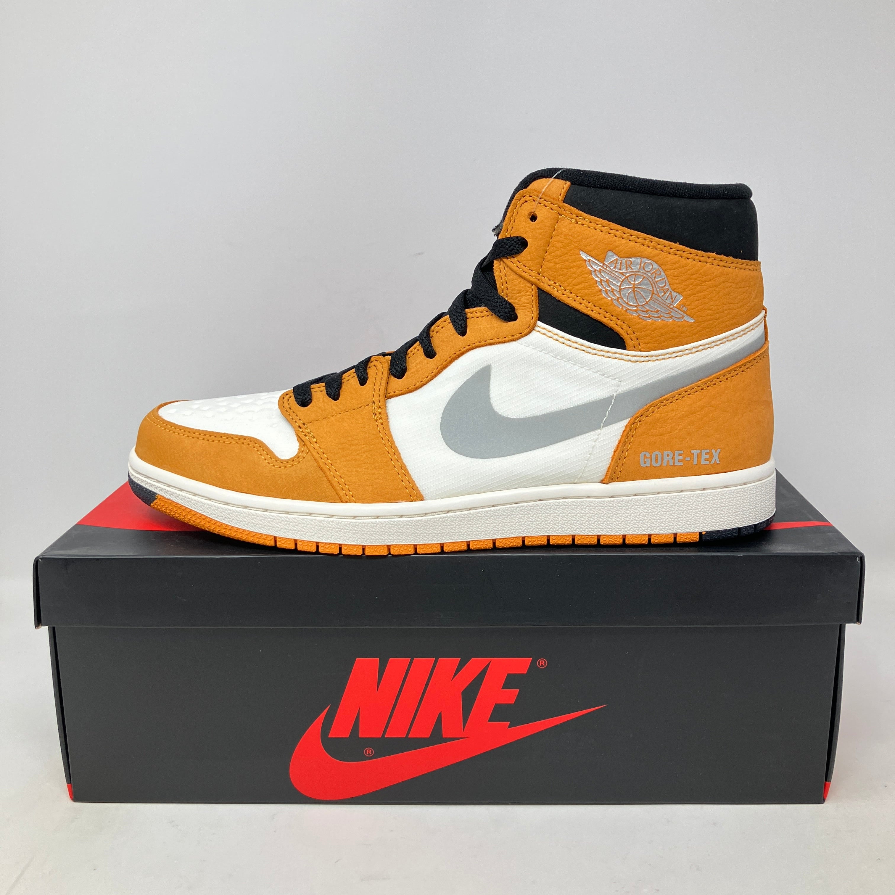 Jordan 1 Retro High Element Gore-Tex Light Curry