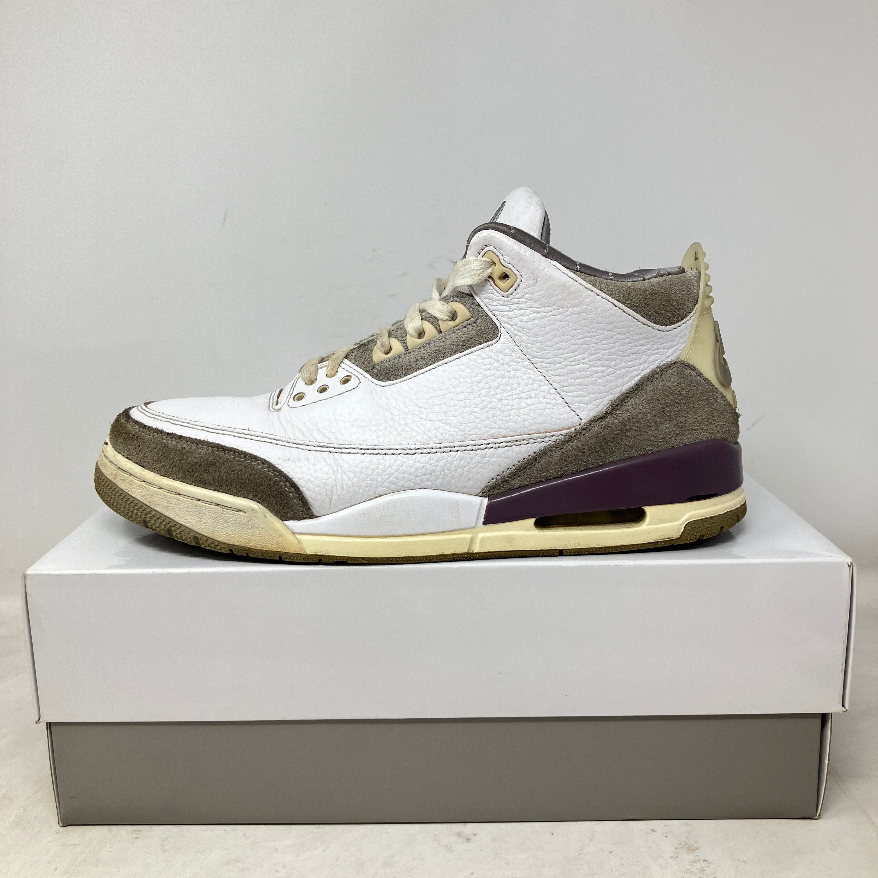 Jordan 3 Retro SP A Ma Maniére (Women's)