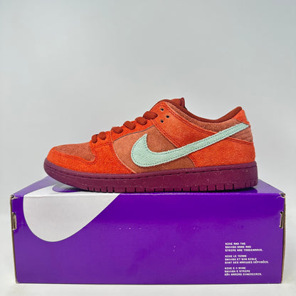 Nike SB Dunk Low Mystic Red Rosewood