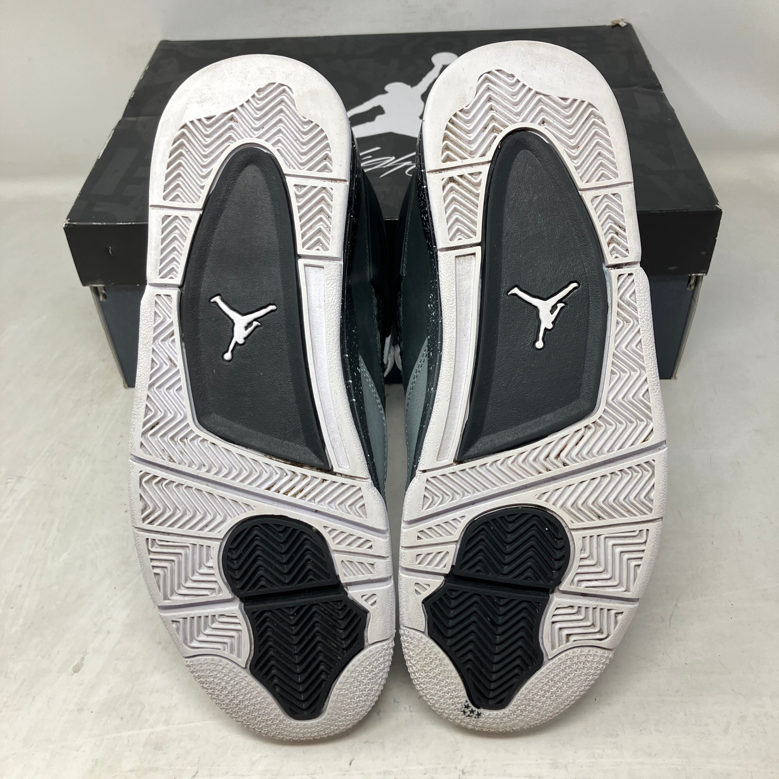 Jordan 4 Retro Fear (2024)