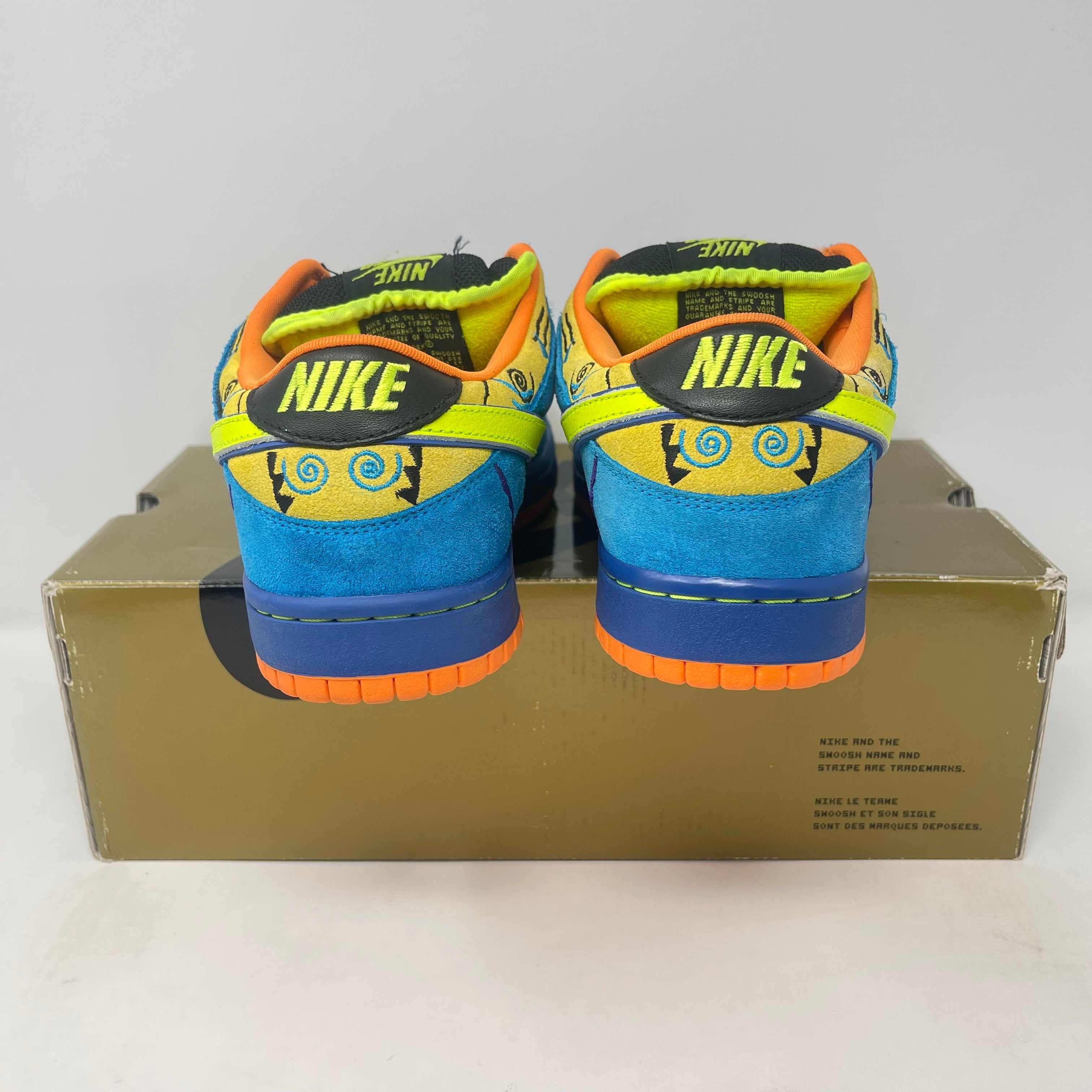 Nike SB Dunk Low Skate or Die