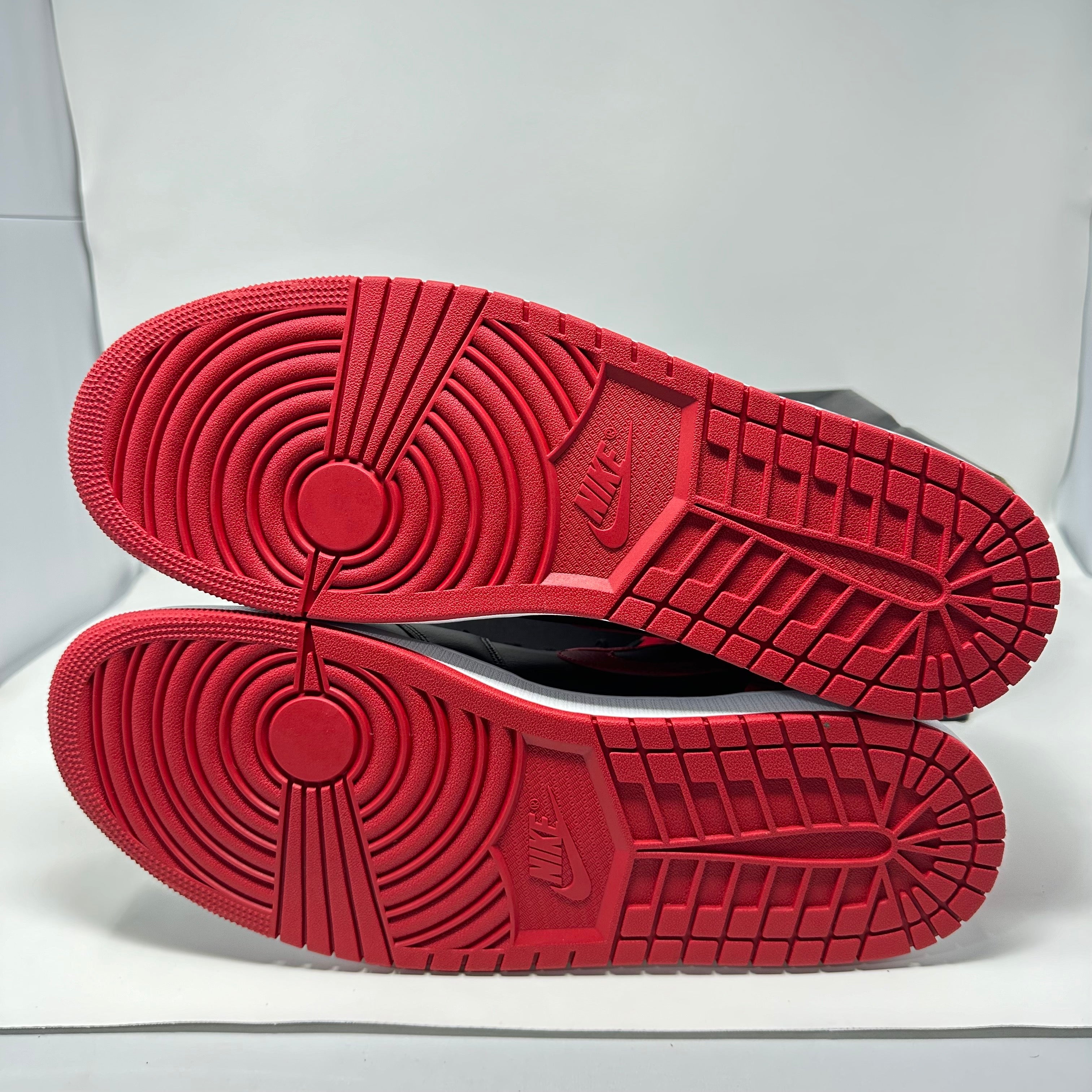 Jordan 1 Mid Banned (2020)
