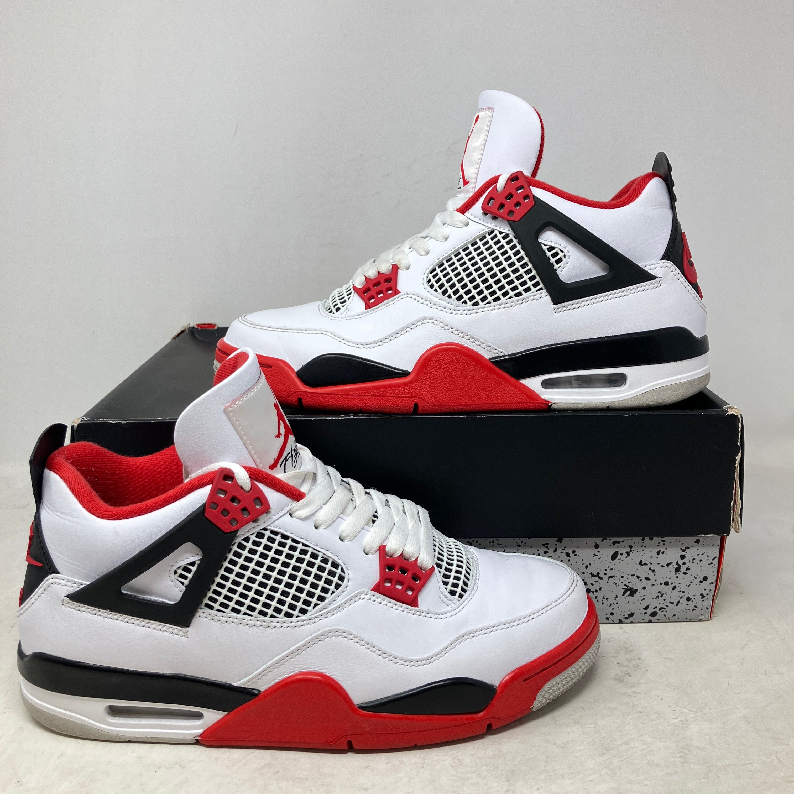 Jordan 4 Retro Fire Red (2020)