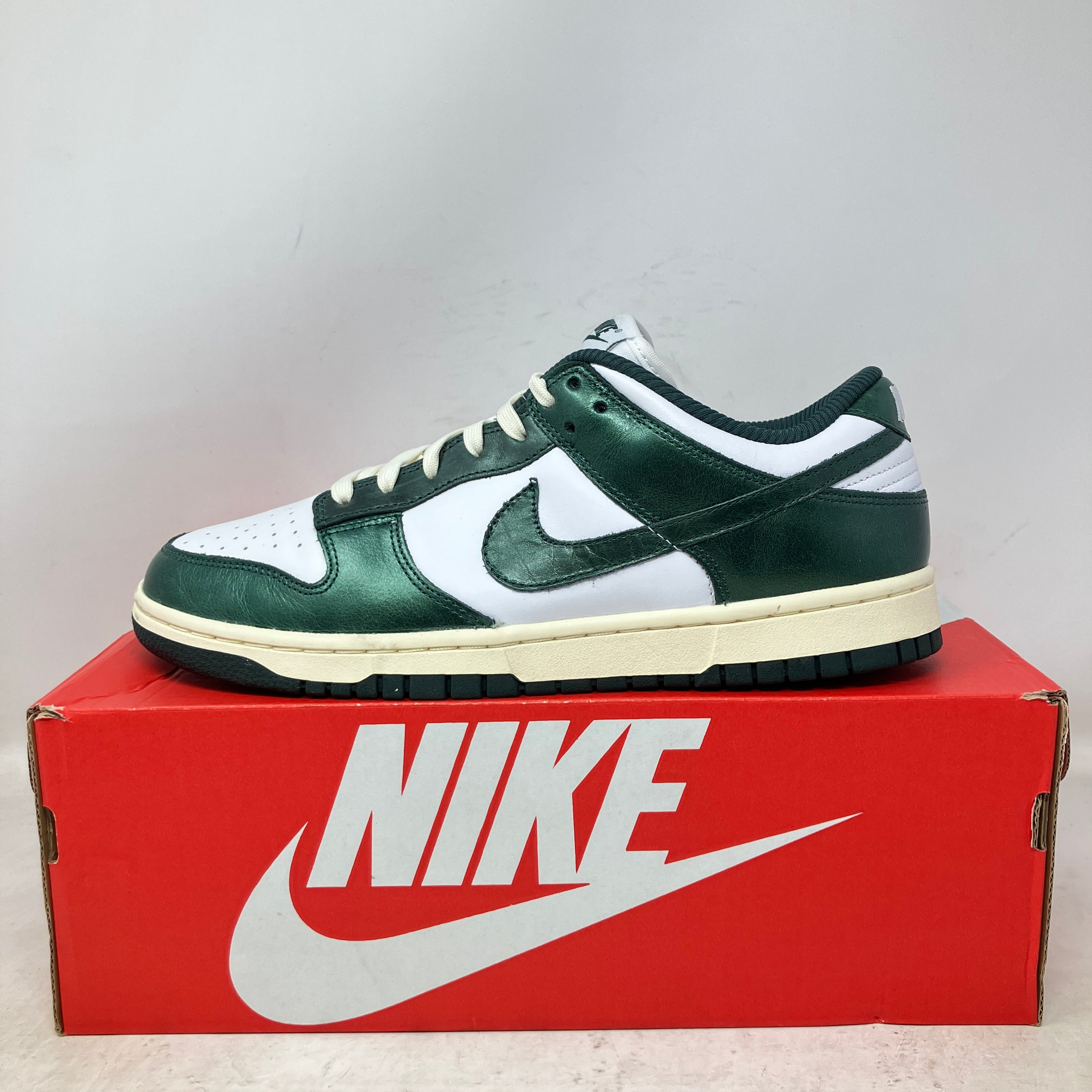 Nike Dunk Low Vintage Green (Women's)