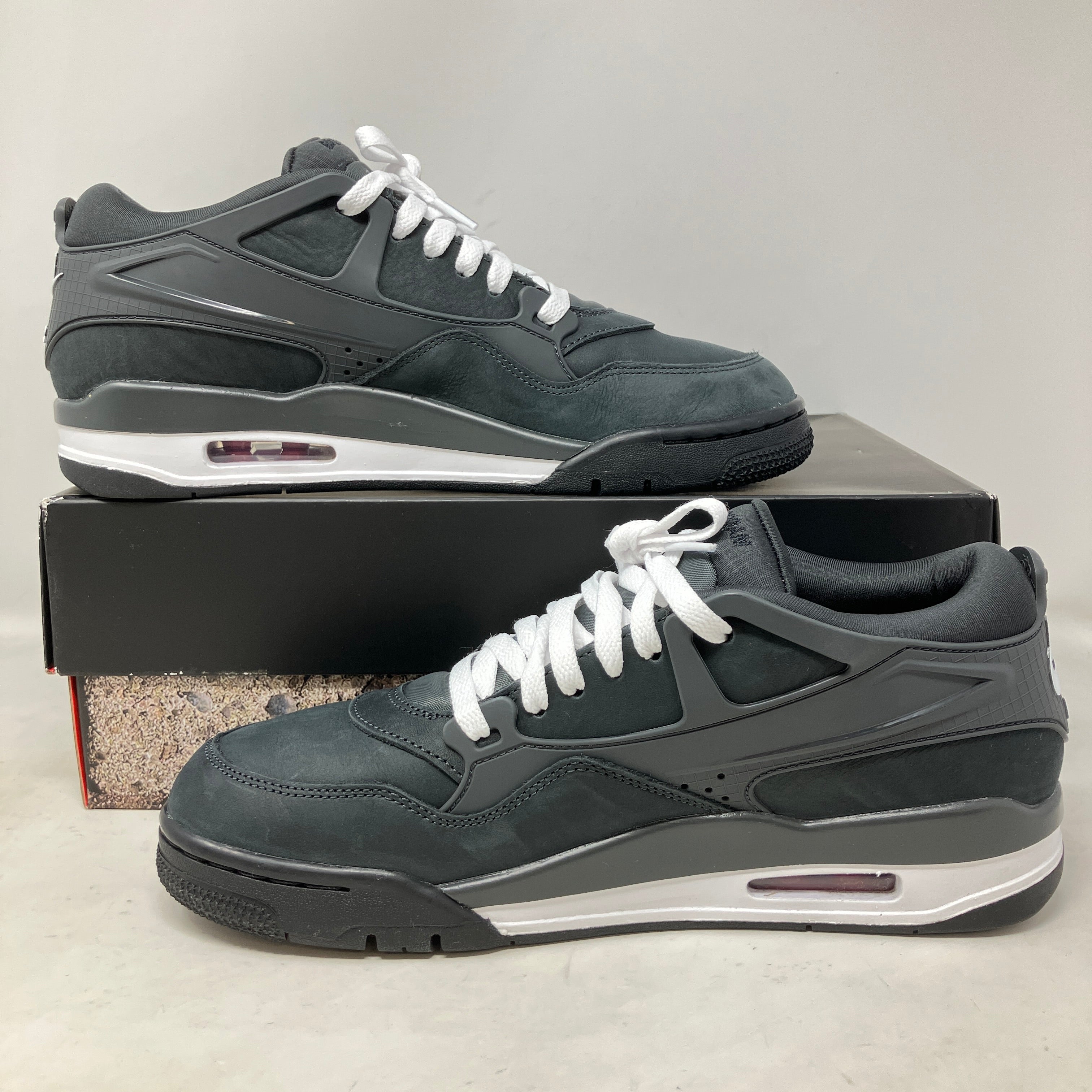 Jordan 4 RM SP Nigel Sylvester Driveway Grey