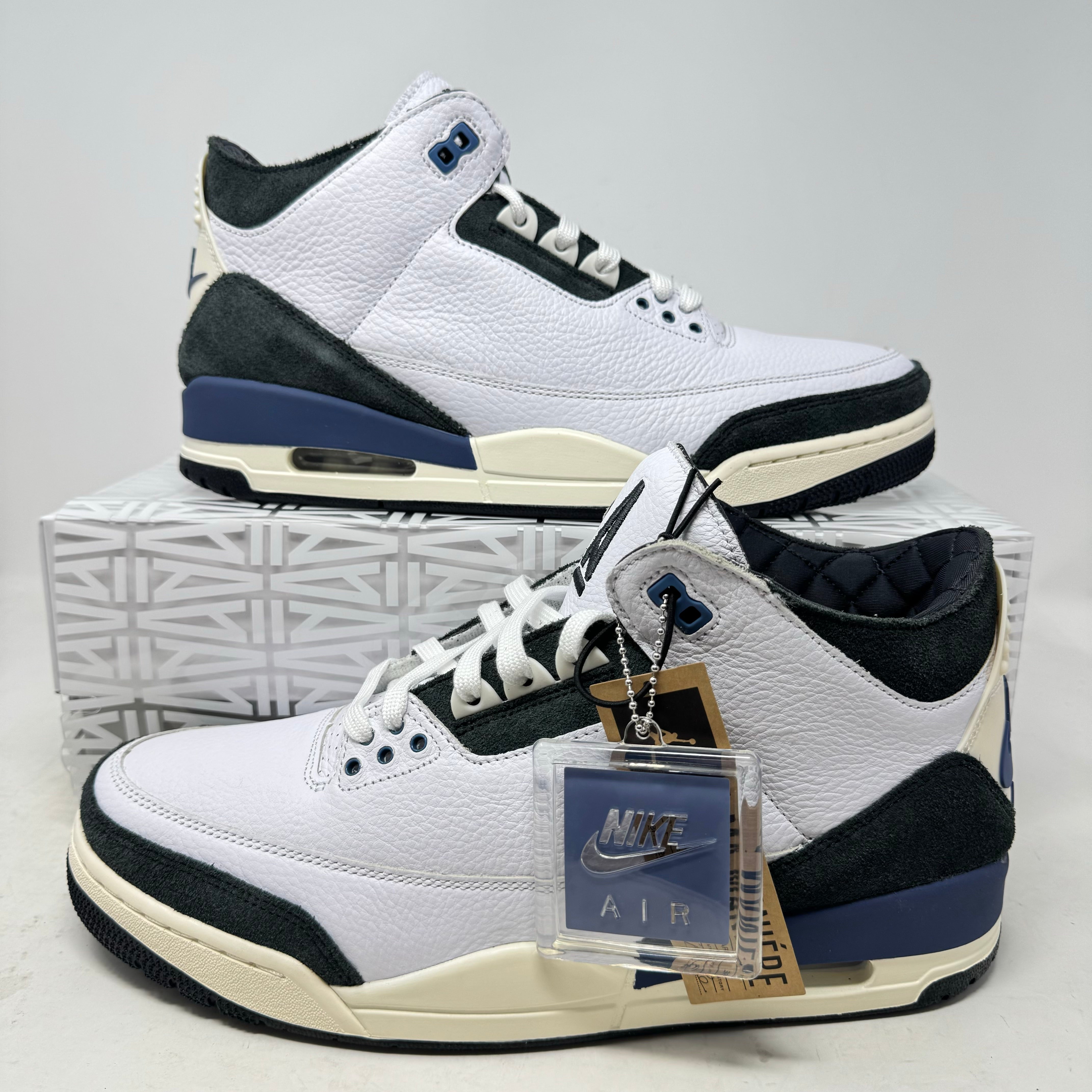 Jordan 3 Retro OG SP A Ma Maniére Diffused Blue