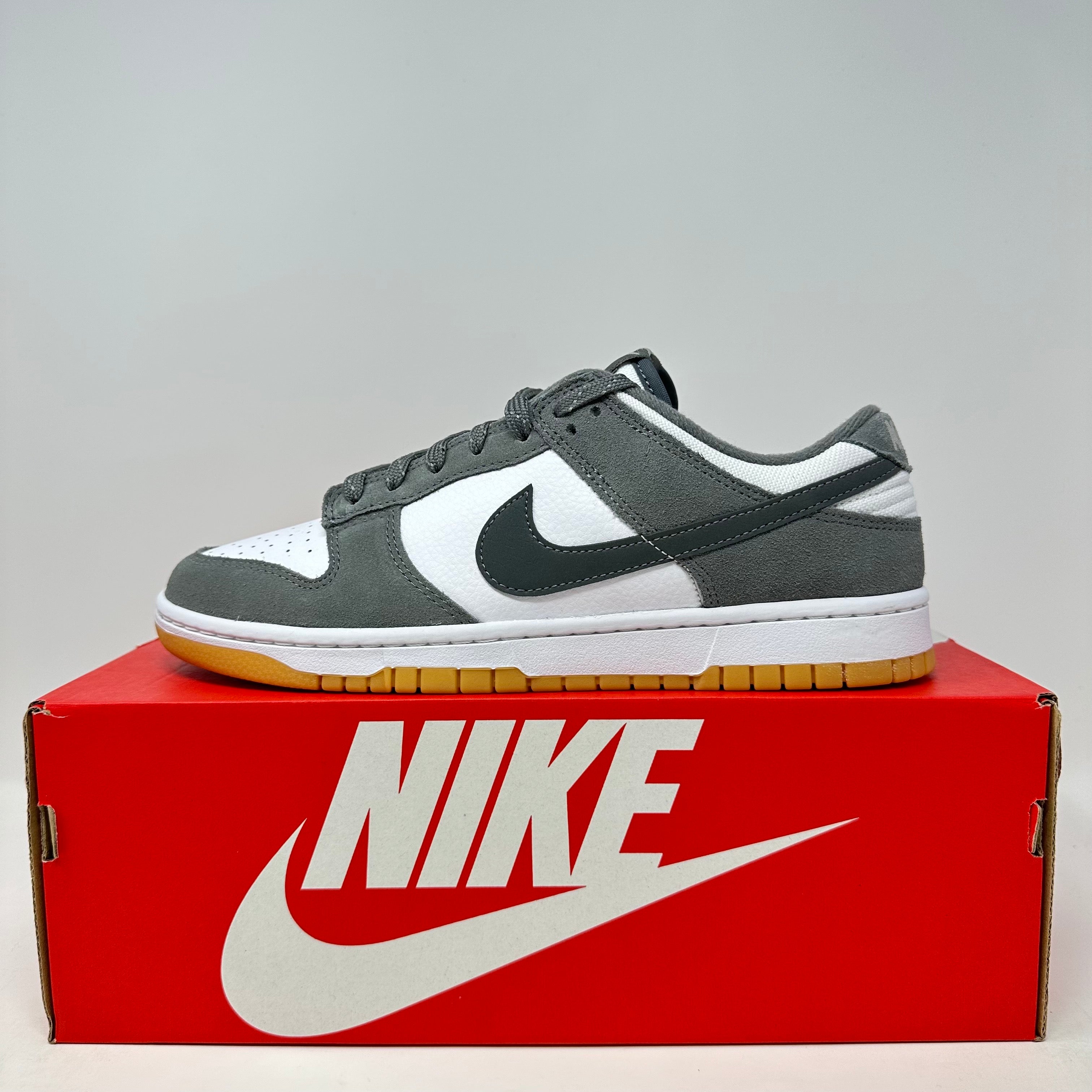 Nike Dunk Low Smoke Grey Gum 3M Swoosh