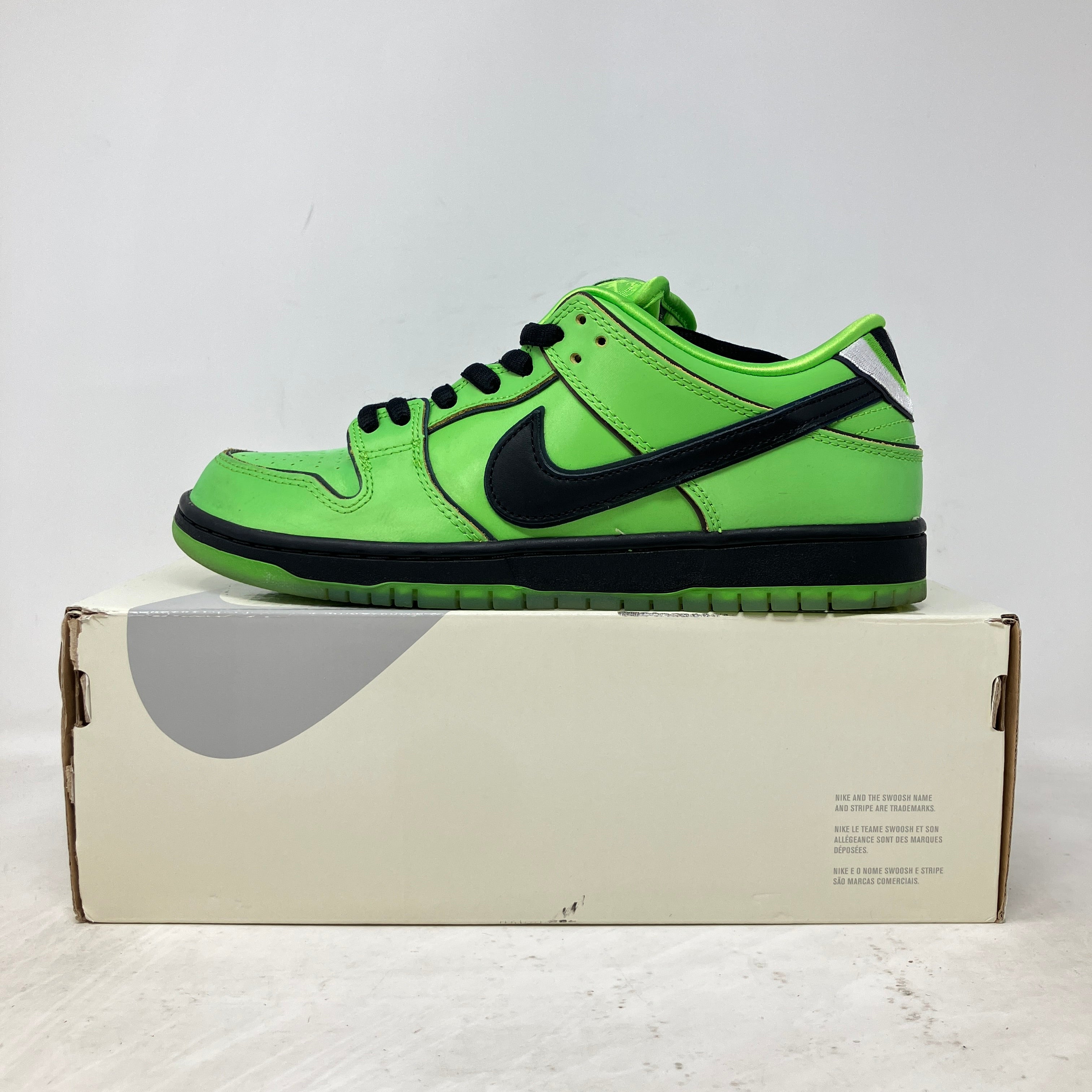 Nike SB Dunk Low The Powerpuff Girls Buttercup