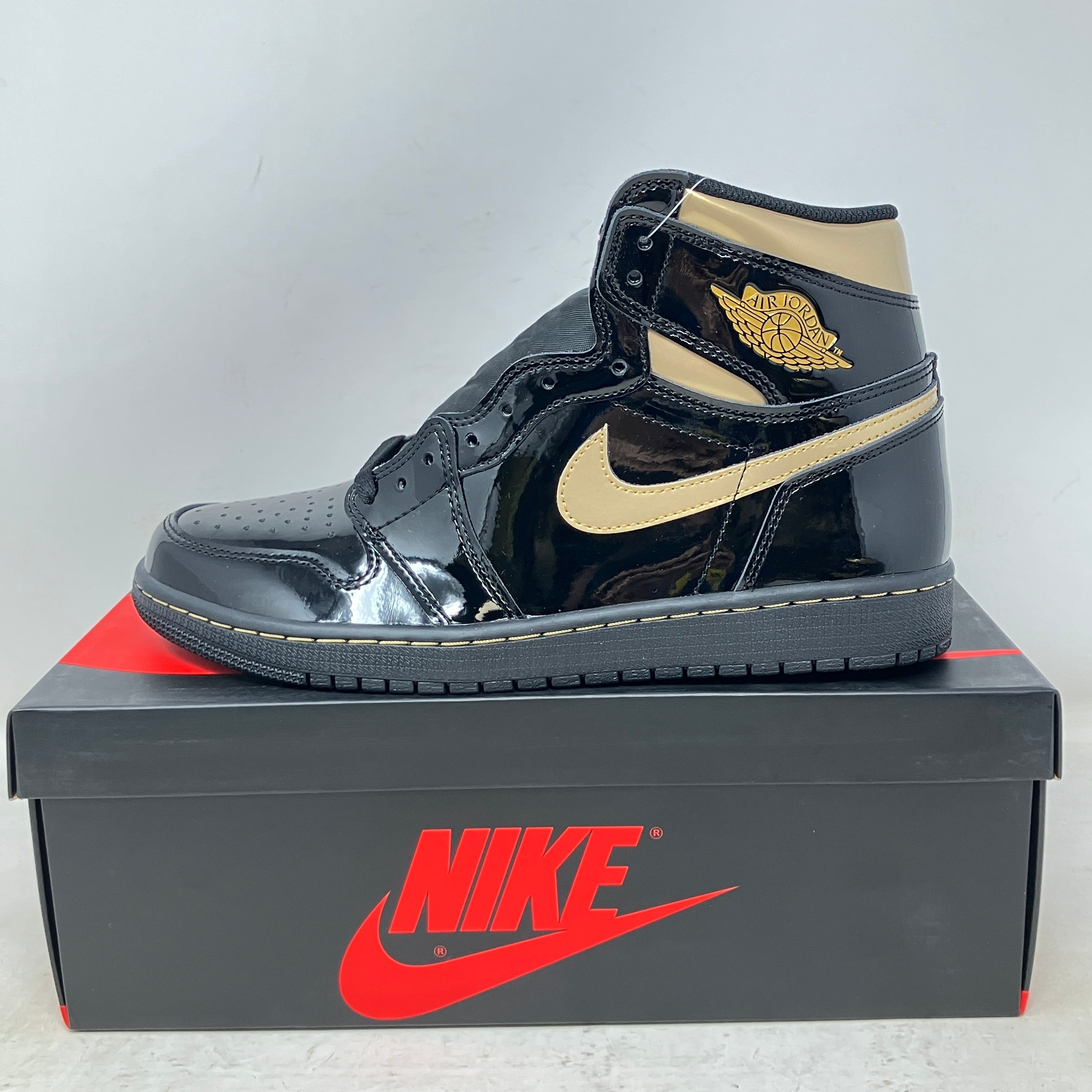 Jordan 1 Retro High Black Metallic Gold (2020)
