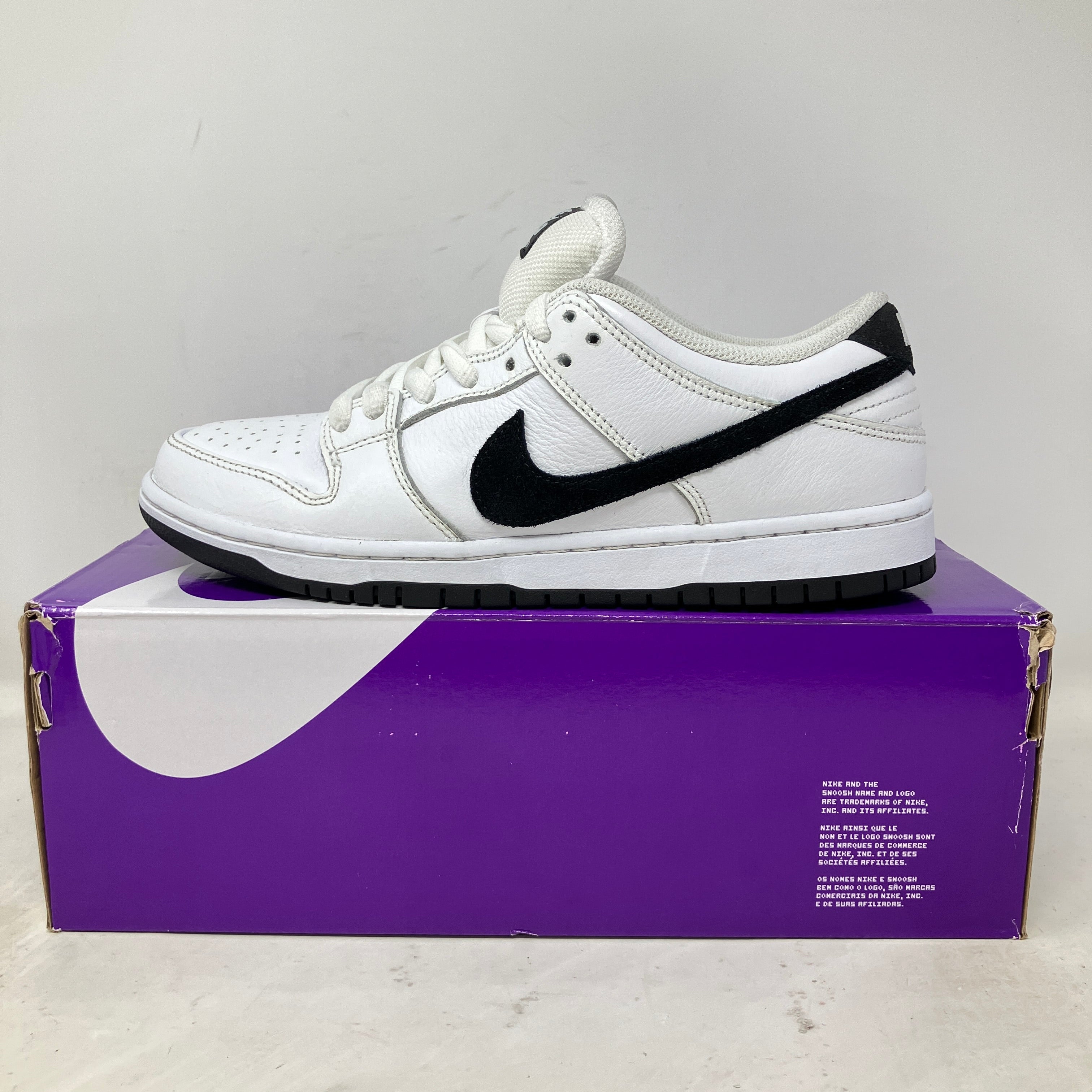 Nike SB Dunk Low White Black