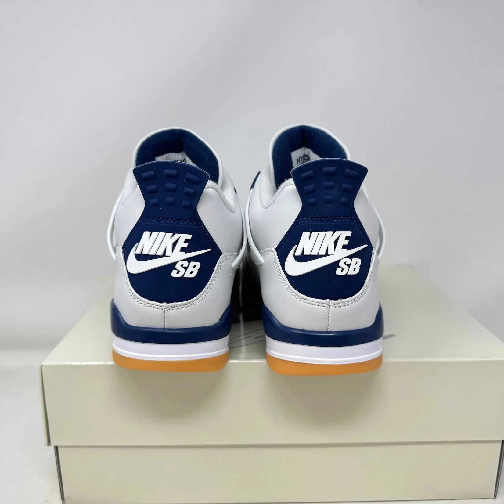 Jordan 4 Retro SB Navy