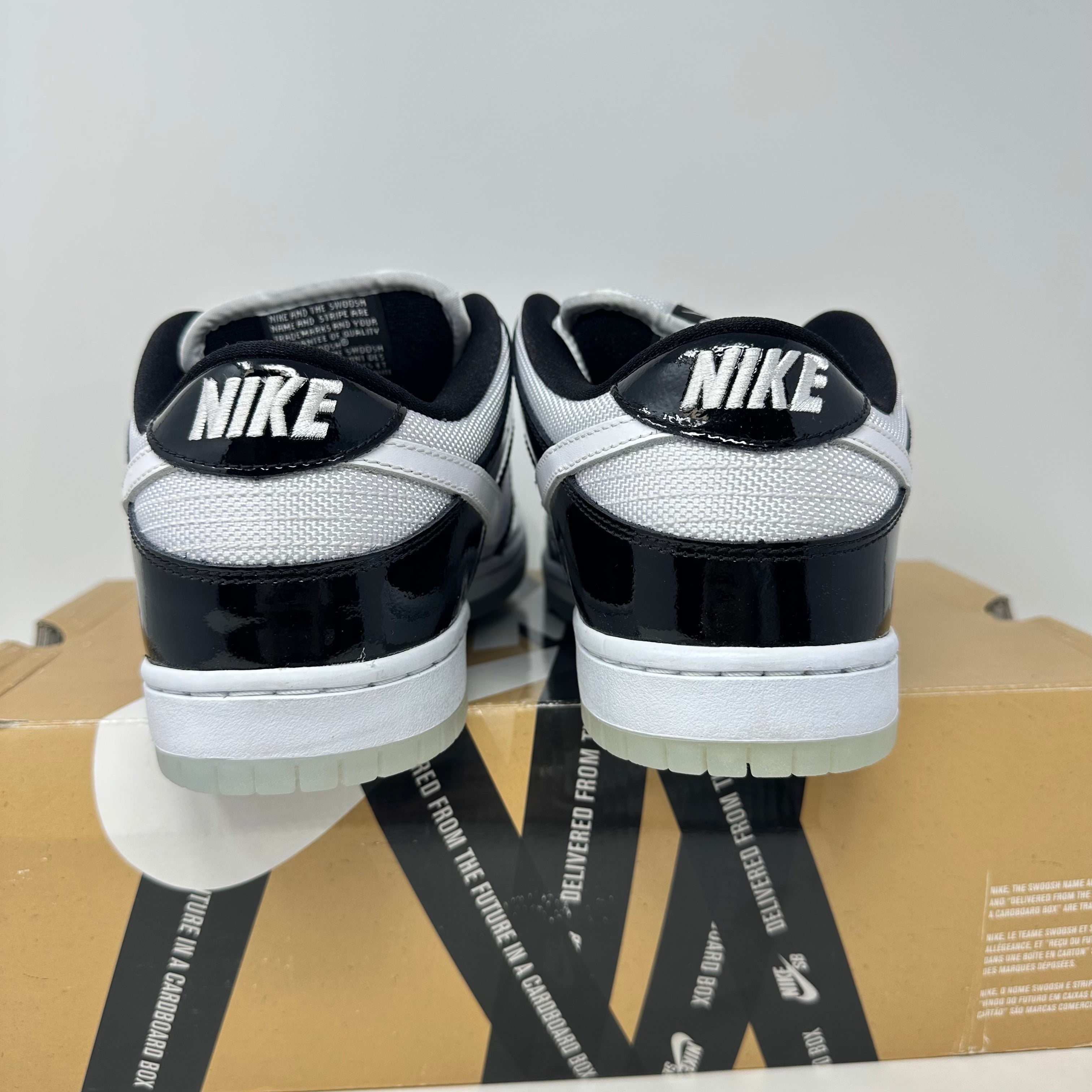Nike SB Dunk Low Concord