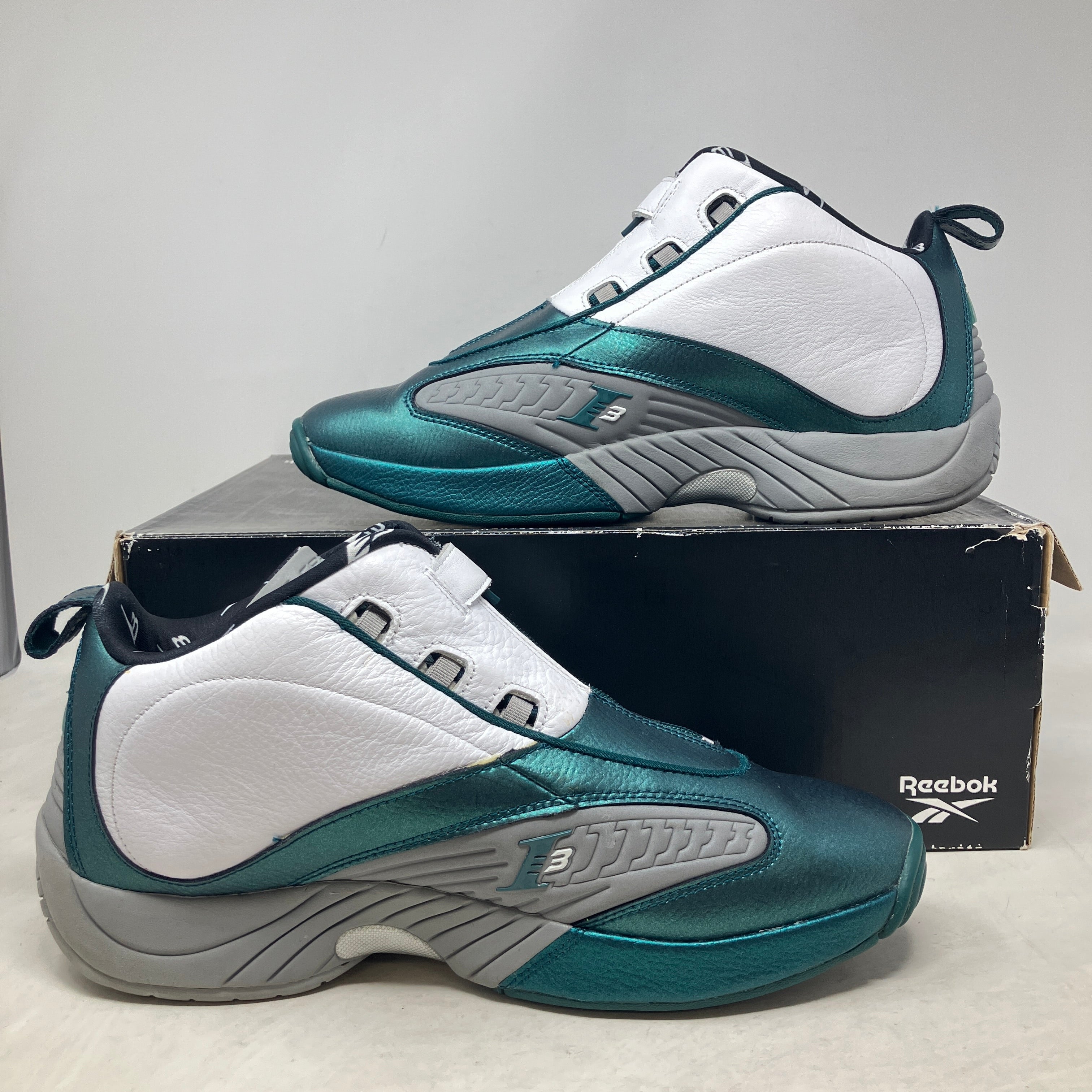 Reebok Answer IV The Tunnel