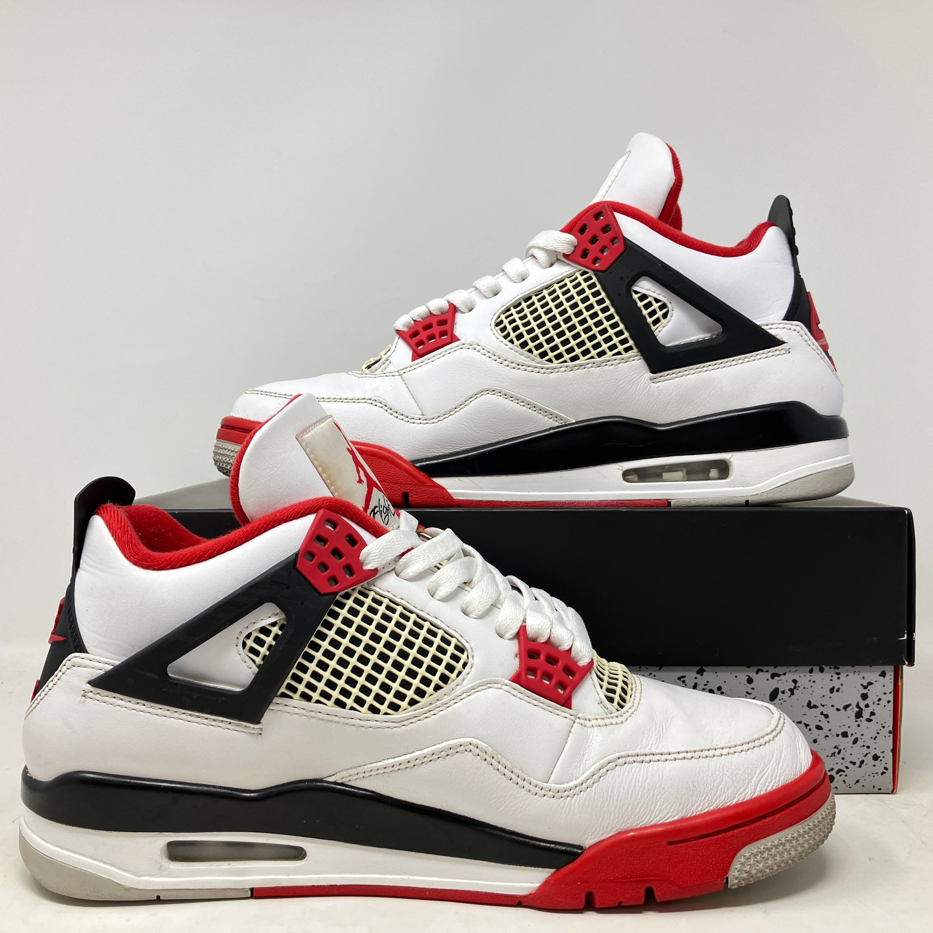 Jordan 4 Retro Fire Red (2020)