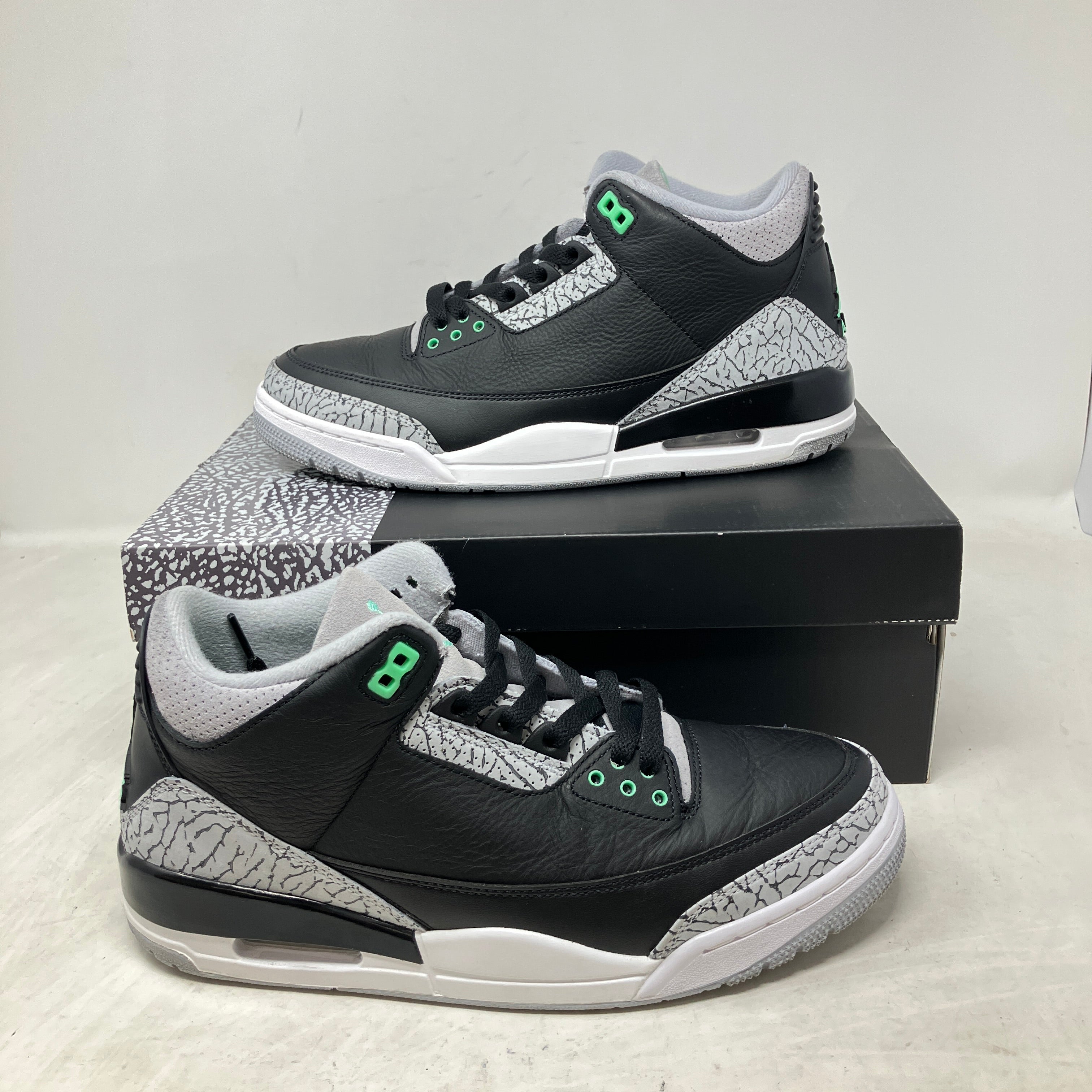 Jordan 3 Retro Green Glow