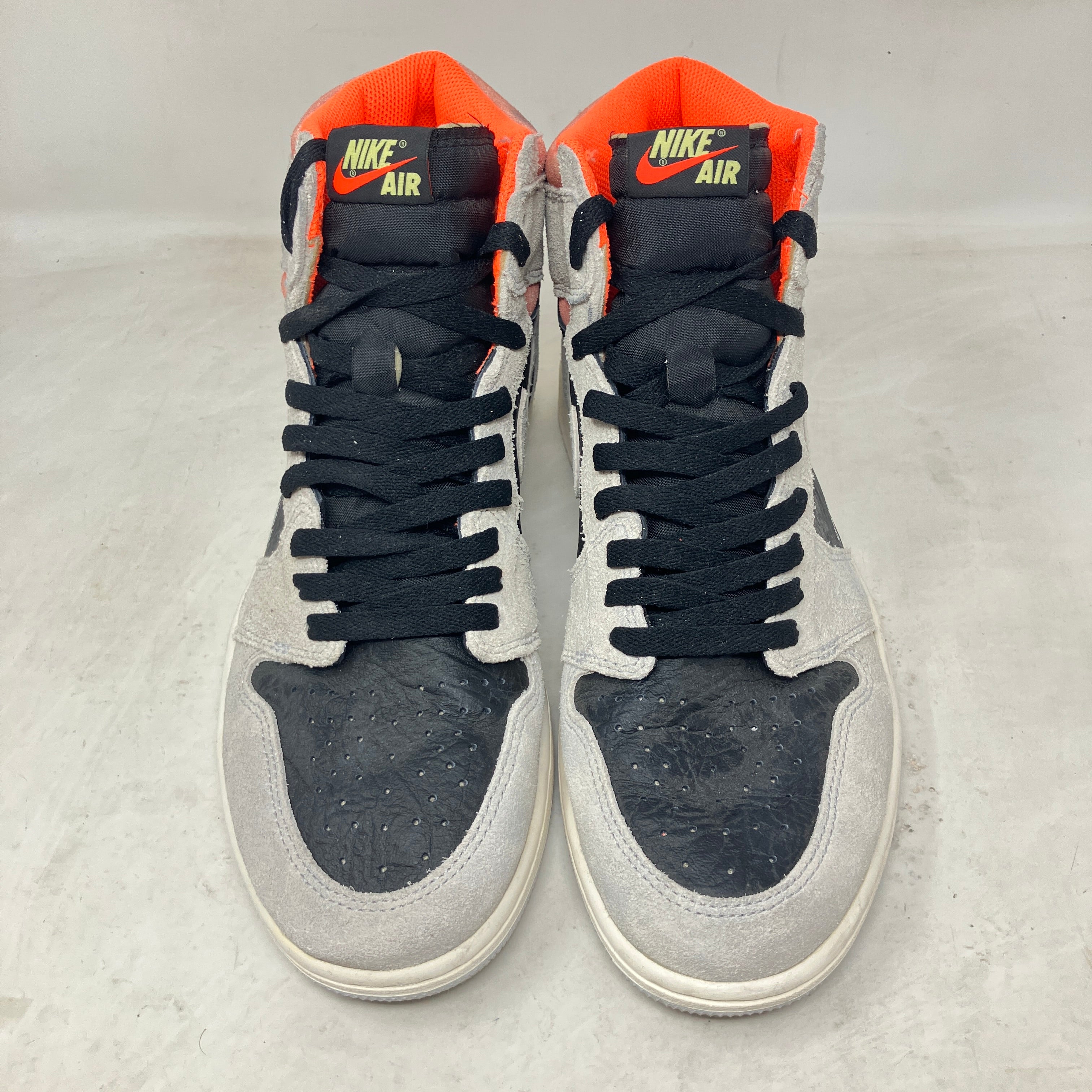 Jordan 1 Retro High Neutral Grey Hyper Crimson