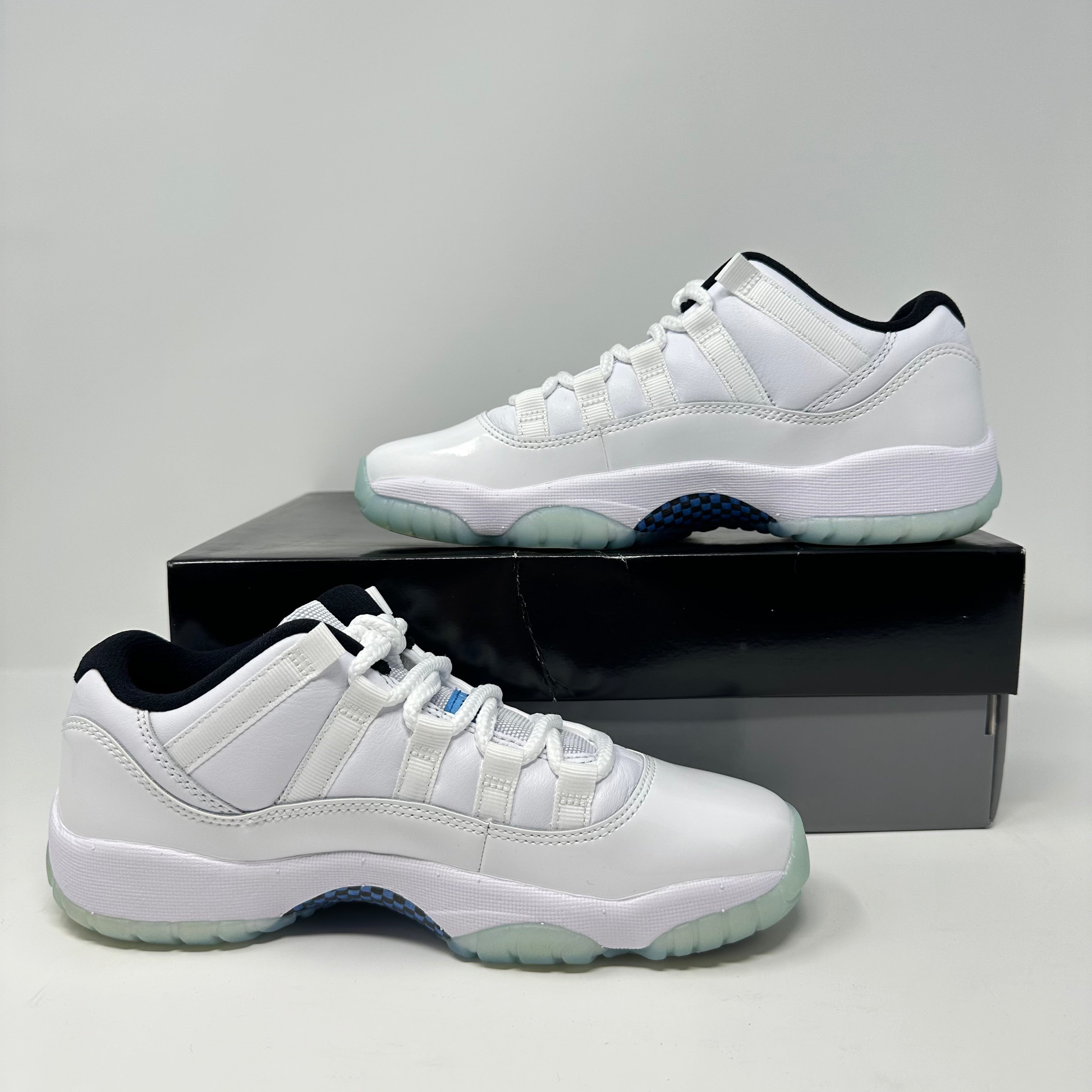 Jordan 11 Retro Low Legend Blue
